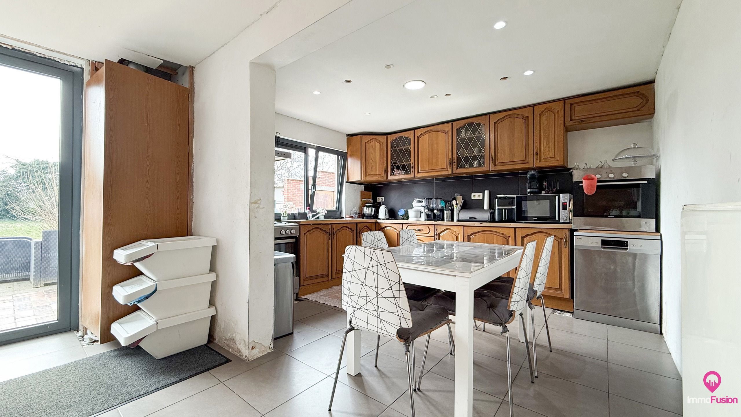 Ruime gezinswoning met 3 slpks, grote tuin en goede EPC! foto 8