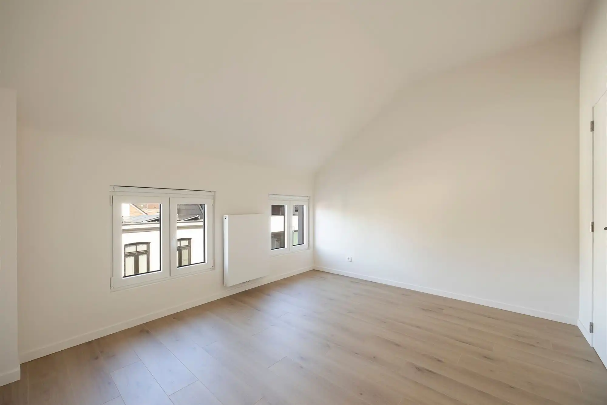 Volledig gerenoveerde woning met tuin in Mechelen foto 19