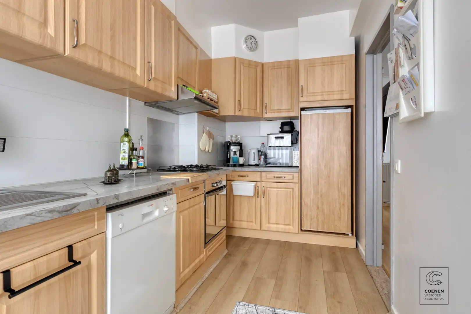 Instapklaar appartement van 88 m² met twee slaapkamers gelegen te Deurne! foto 7