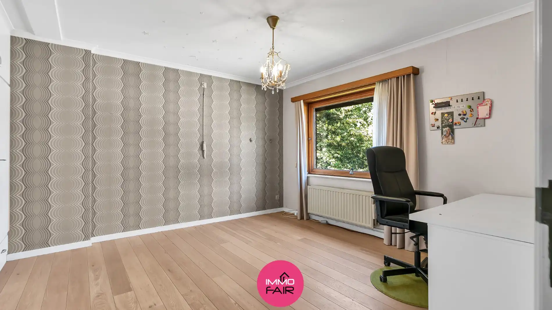 Charmante vrijstaande woning met 4 slaapkamers en aparte entiteit foto 8