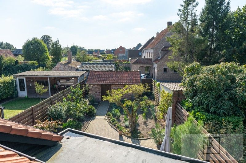 Prachtig, authentiek gerenoveerde woning met 4 slaapkamers foto 23