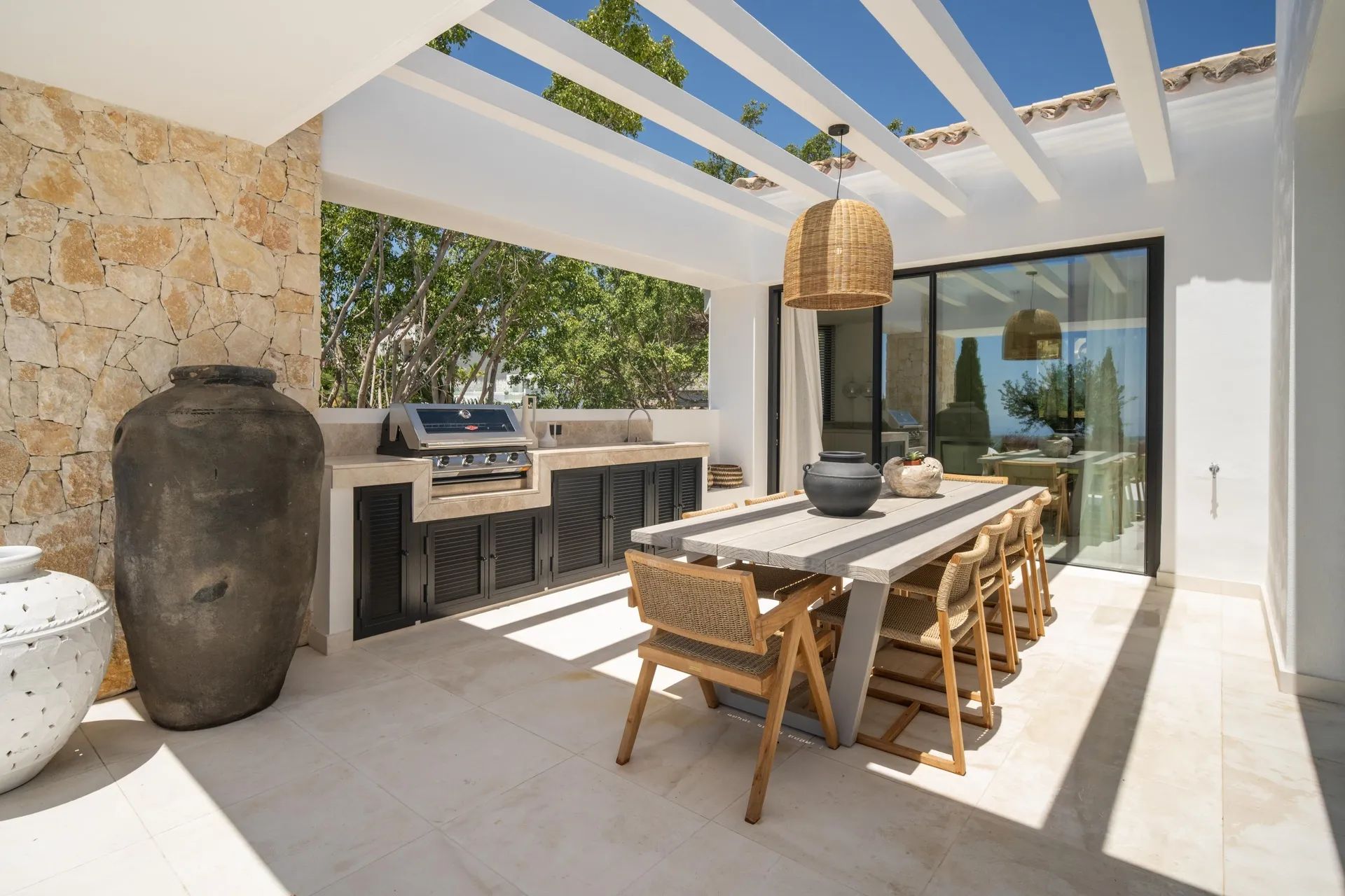 Ongekende luxe in Marbella: exclusieve nieuwbouw villa met panoramisch zicht en 5-sterren faciliteiten foto 7