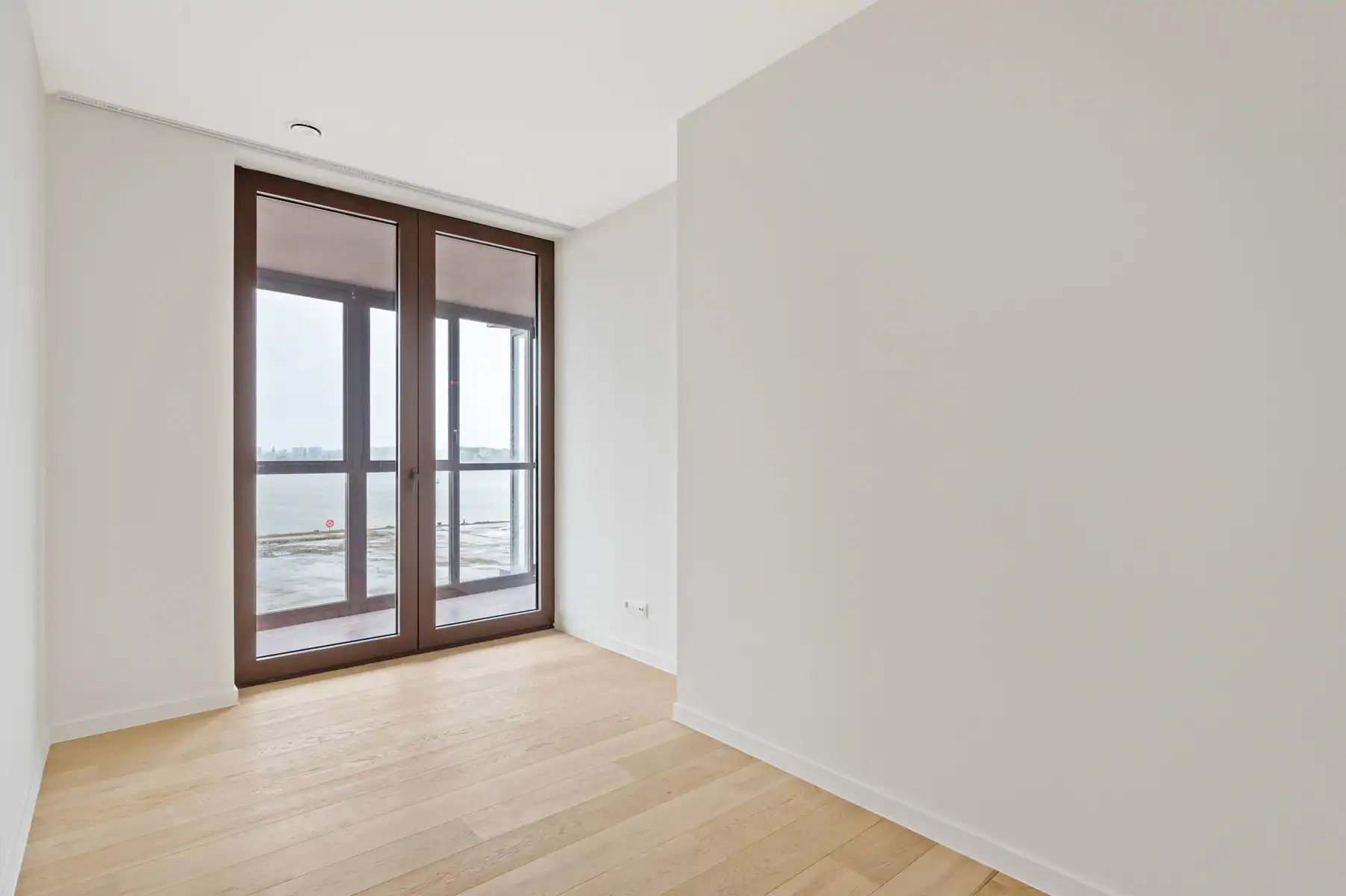 Prachtig 2 slaapkamer app met frontaal Scheldezicht foto 12