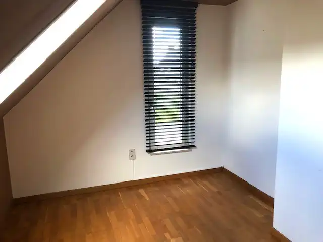 ALLEENSTAANDE WONING MET 3 SLAAPKAMERS foto 17