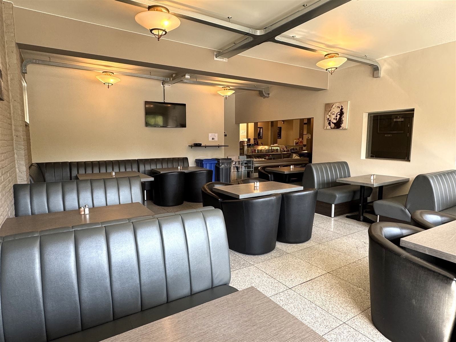 Handelspand met woonst foto 9