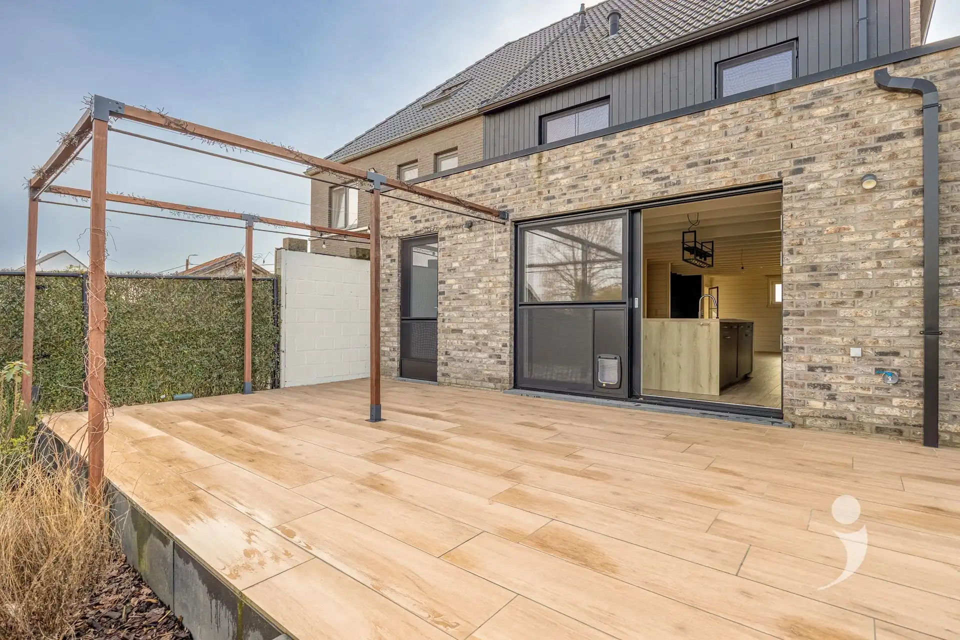 Knappe gezinswoning op een toplocatie!  foto 34