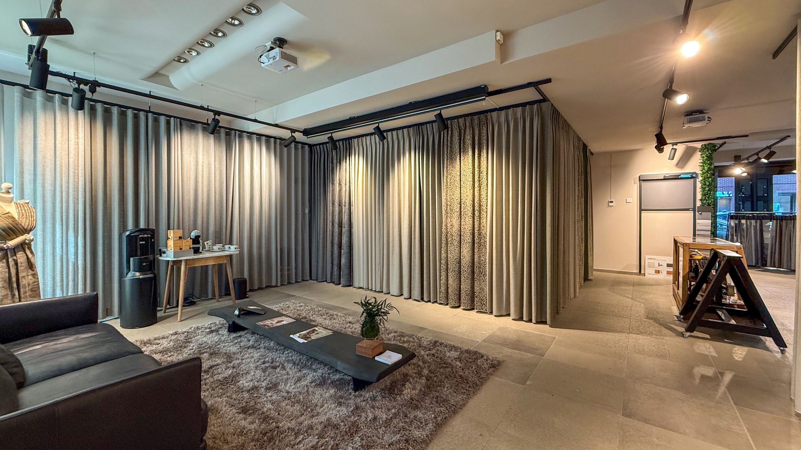 trendy handelsruimte in Hoopnatie aan Scheldekaaien foto 10