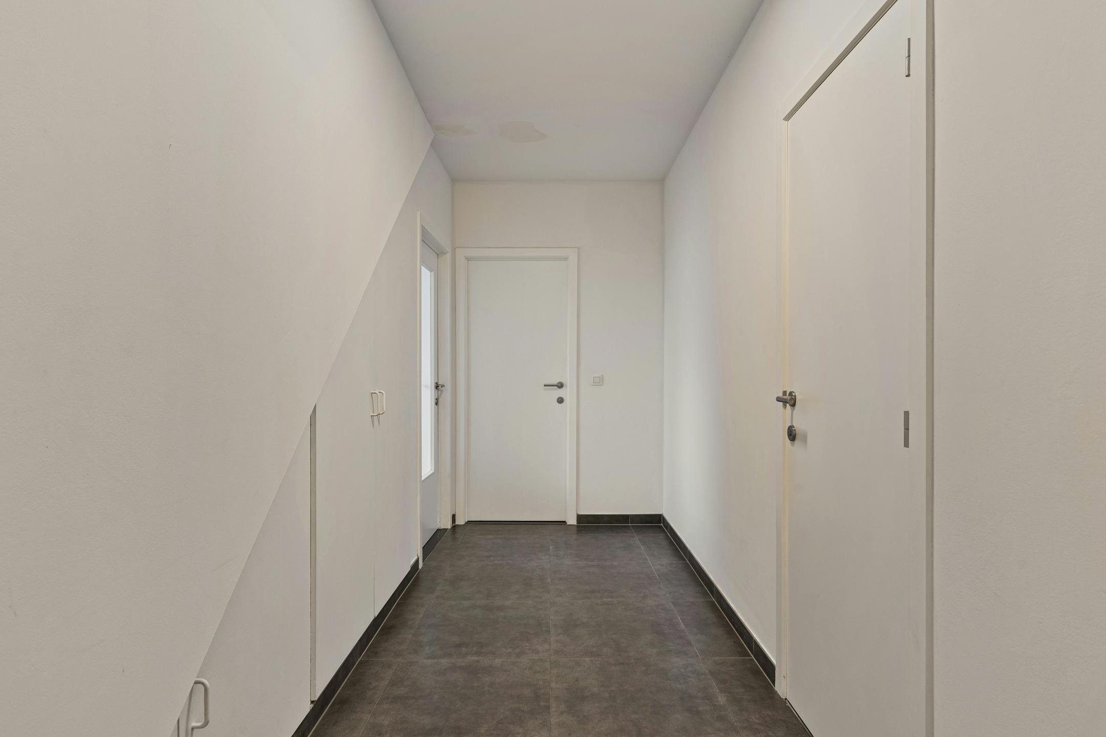 Ruim 3 slaapkamer appartement te Sint-Amands, Heikant 16 foto 10