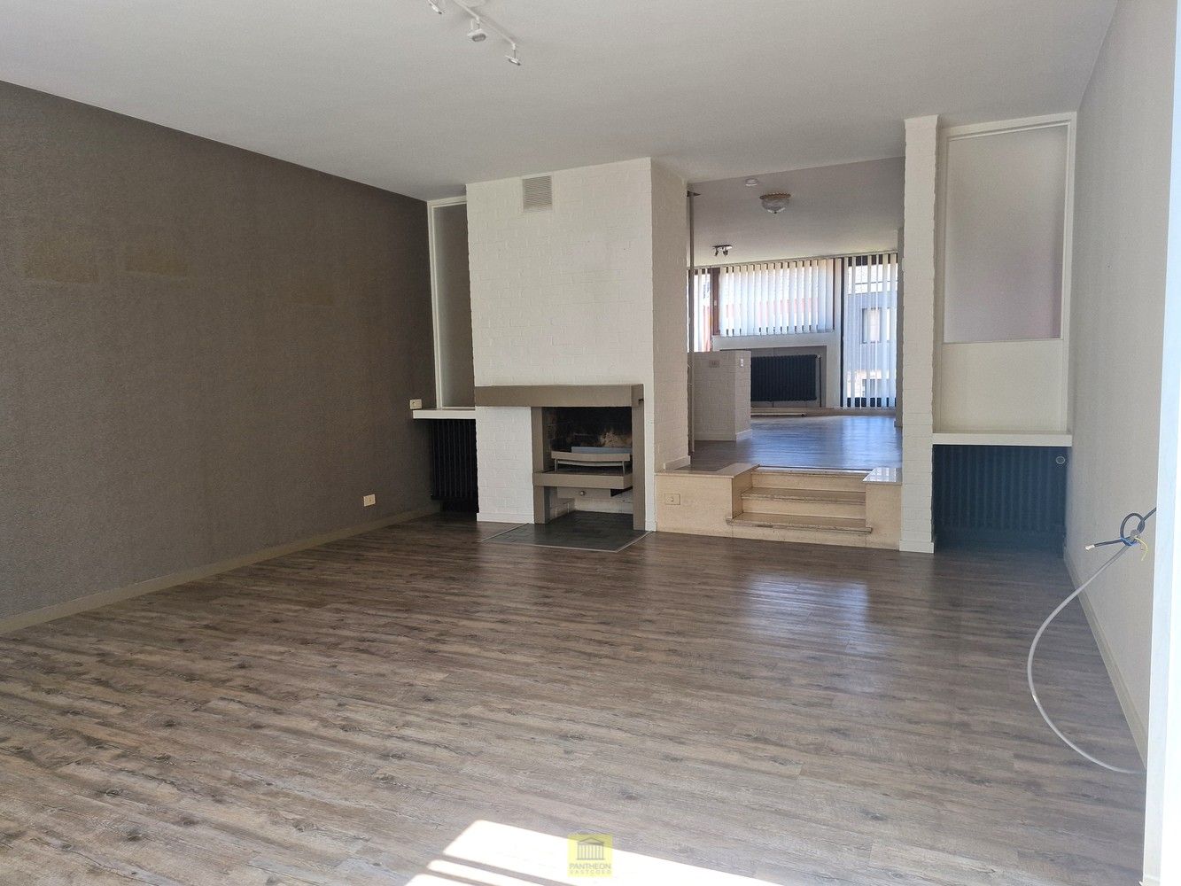 Karaktervolle woning met unieke indeling in Denderhoutem foto 6