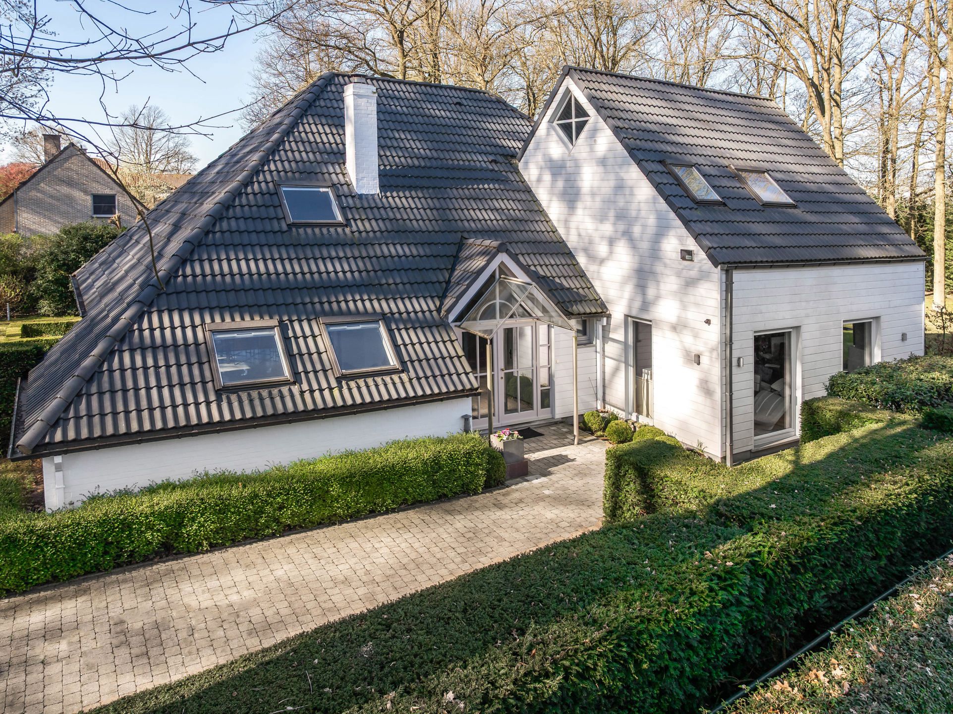 Zeer ruime moderne villa te List perfect als kangeroewoning! foto {{pictureIndex}}