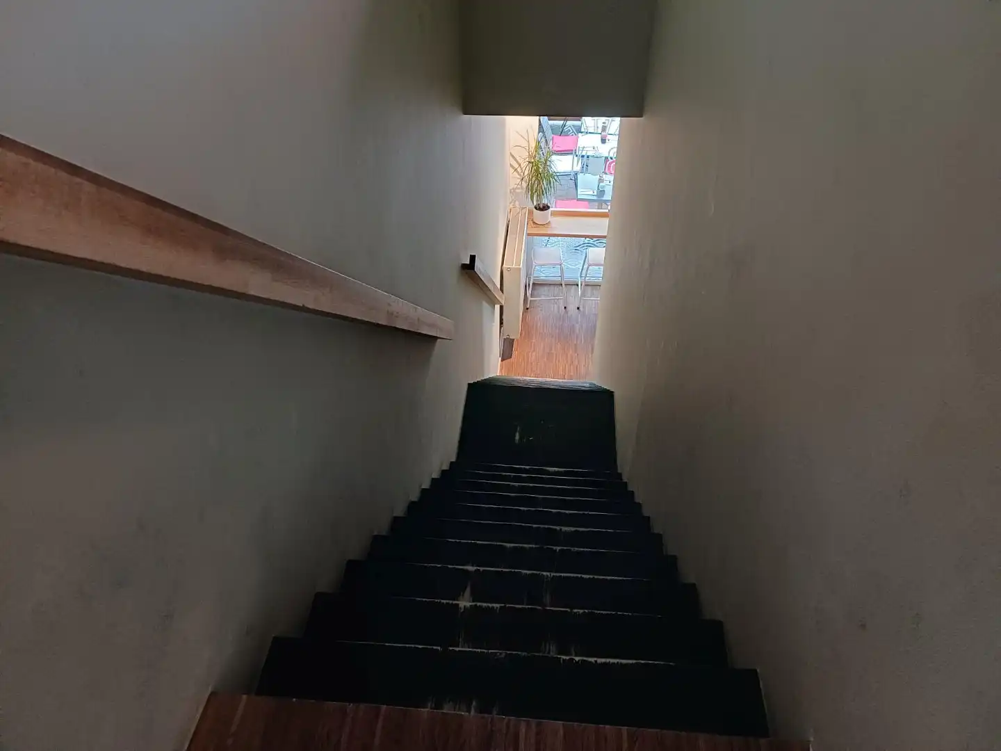 Instapklaar horeca pand op het Eilandje. foto 8