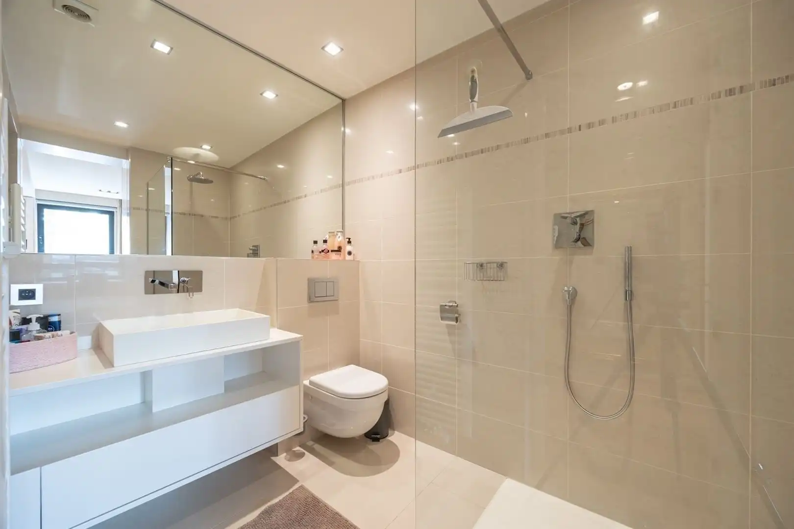 Bel-étage appartement ca 410m² op het Zuid foto 24