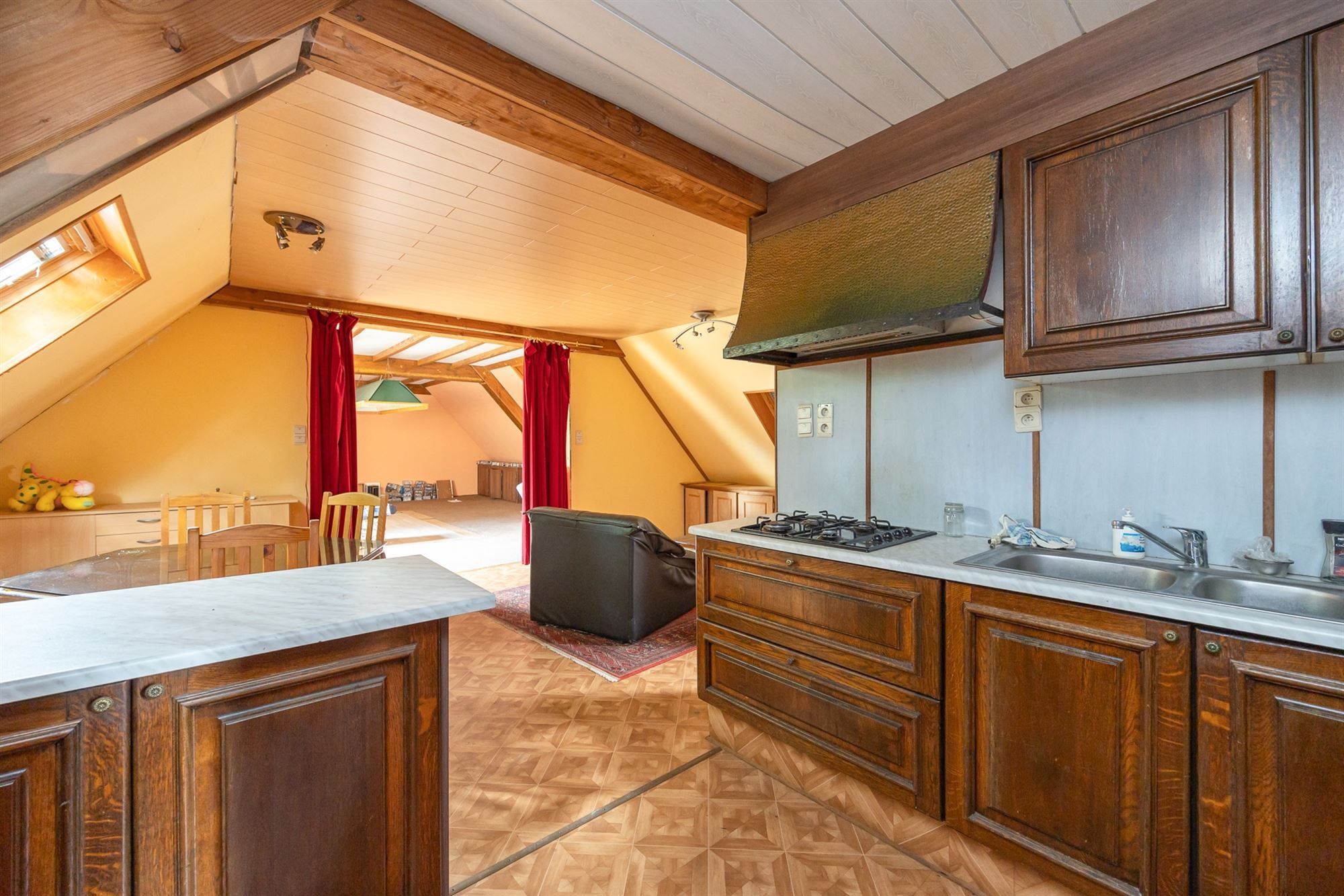 Te renoveren woning met magazijn in Mechelen-Zuid foto 19
