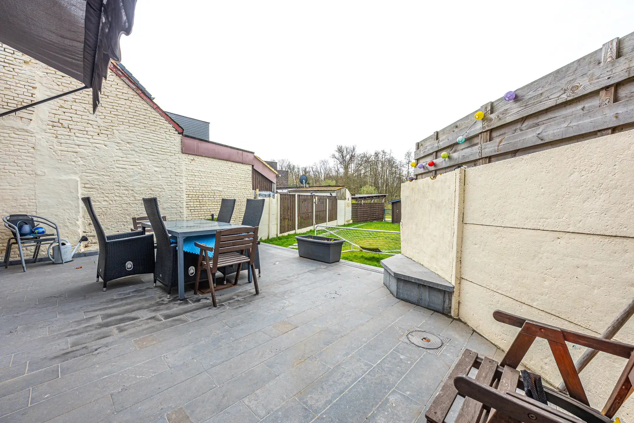 Instapklare woning met 3 slpk, terras en tuintje foto 5