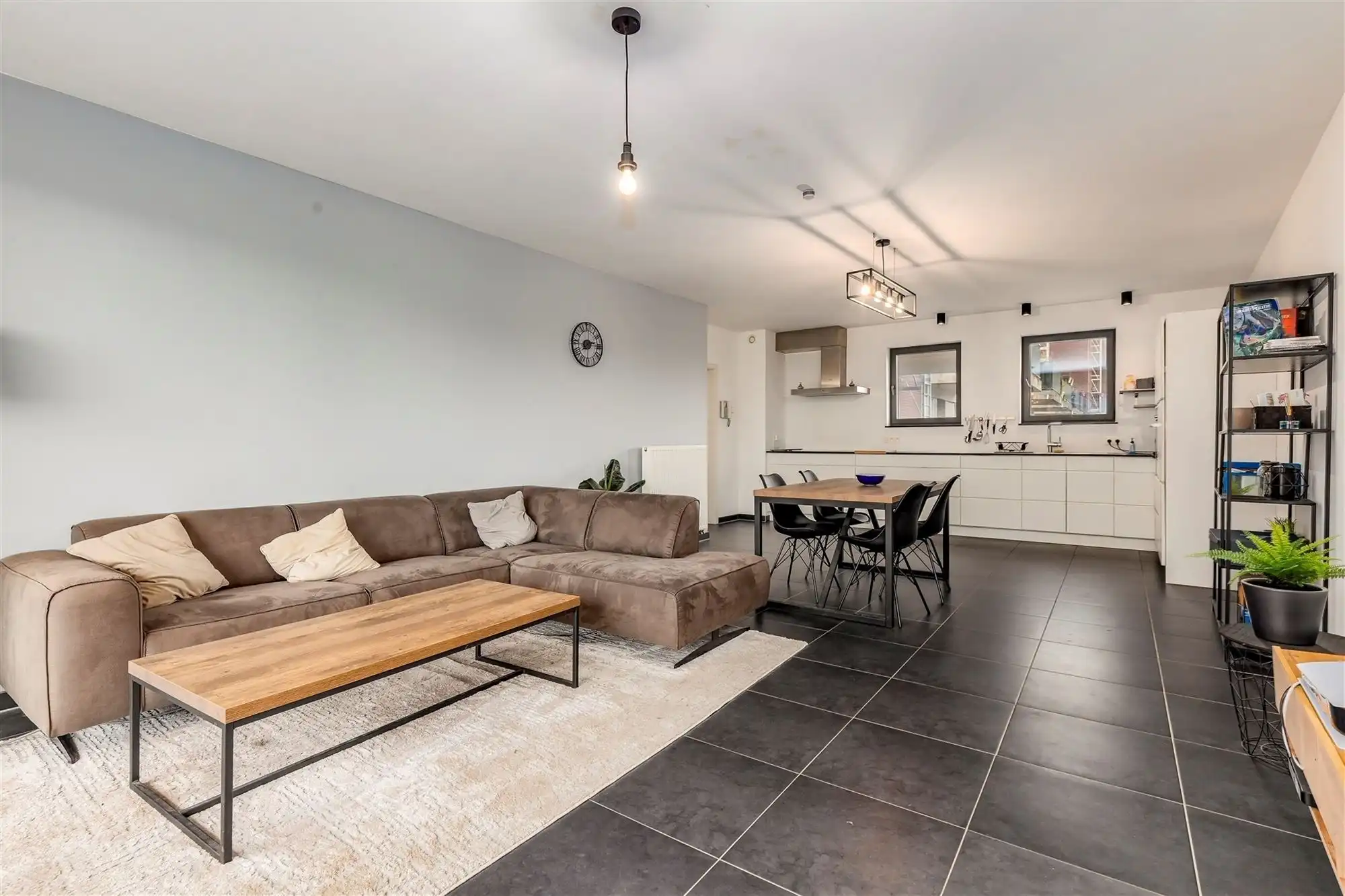 Recent 1 slpk appartement met groot terras foto 5