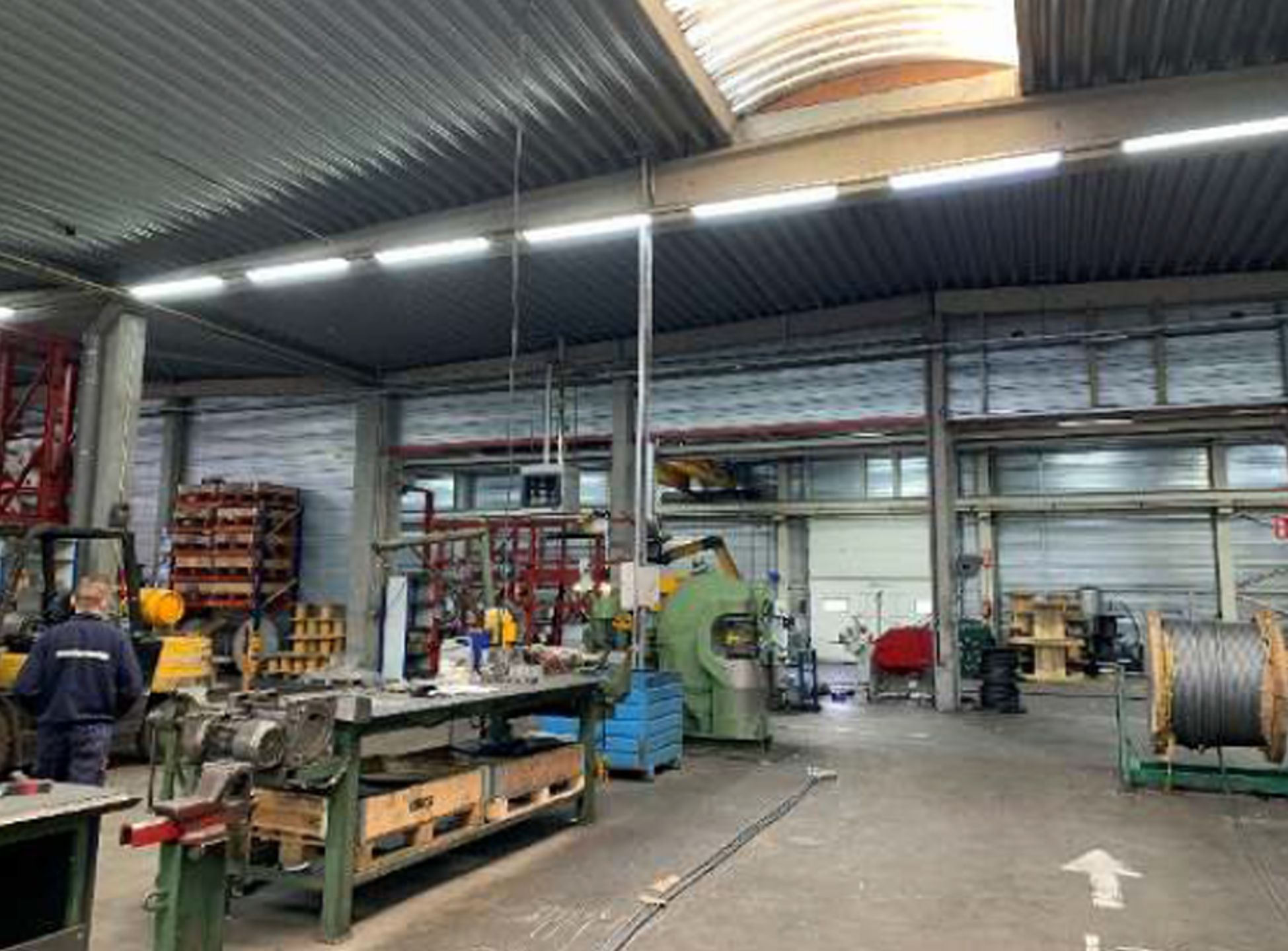 Kantoren & magazijn te huur, grondoppervlak van 5.992 m² foto 15