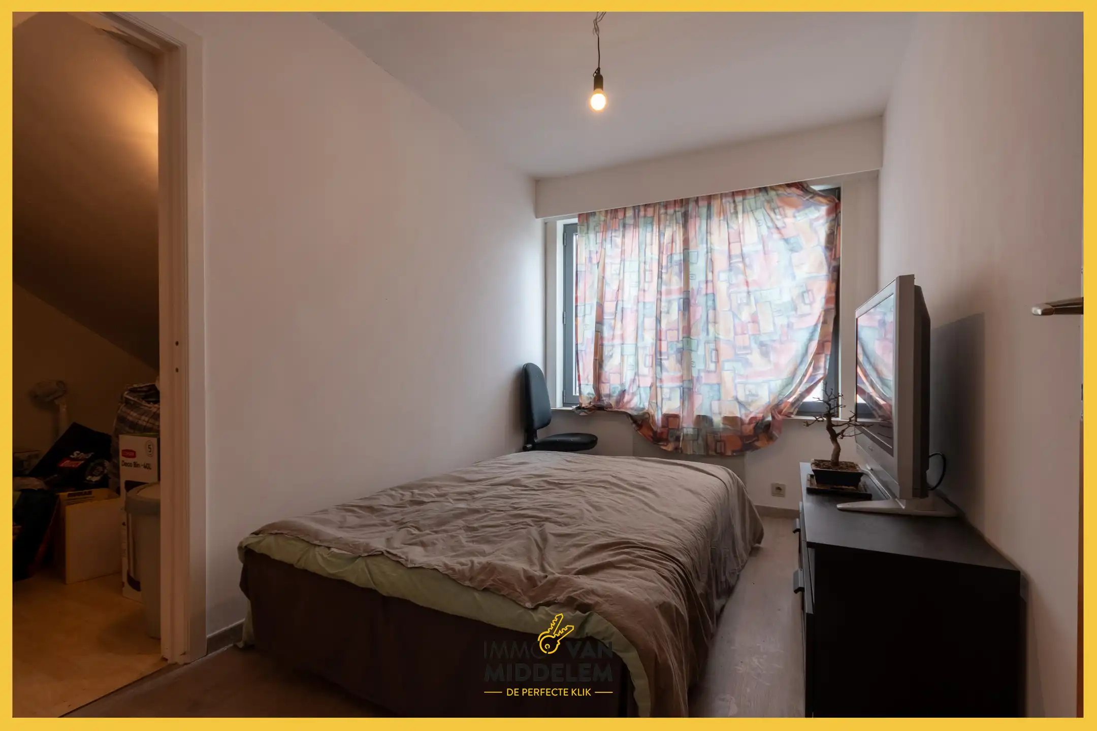 LICHTRIJK en RUIM APPARTEMENT MET 2 KAMERS & GARAGE  foto 11