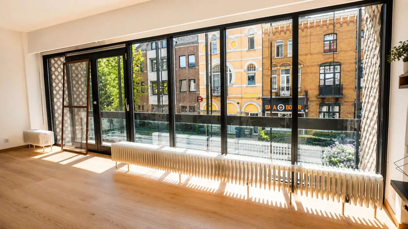 Appartement te huur in het centrum van Lokeren met 2 slaapkamers foto {{pictureIndex}}
