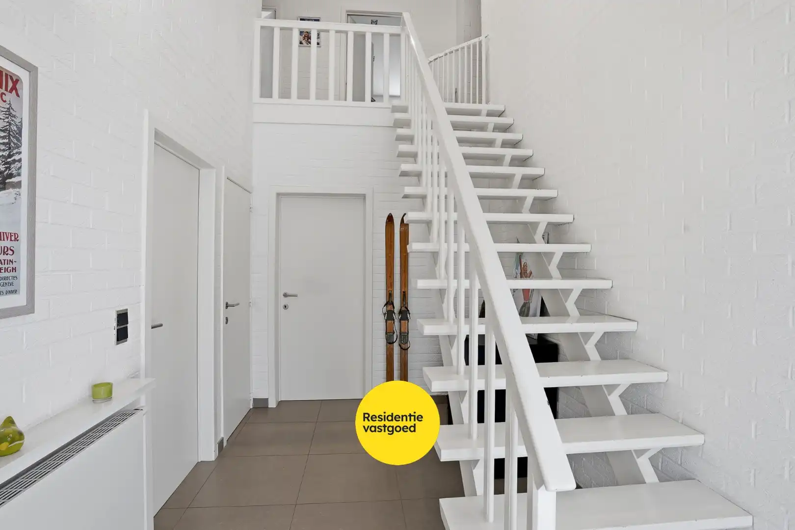 Alleenstaande woning met zonnige tuin op 980 m² foto 4