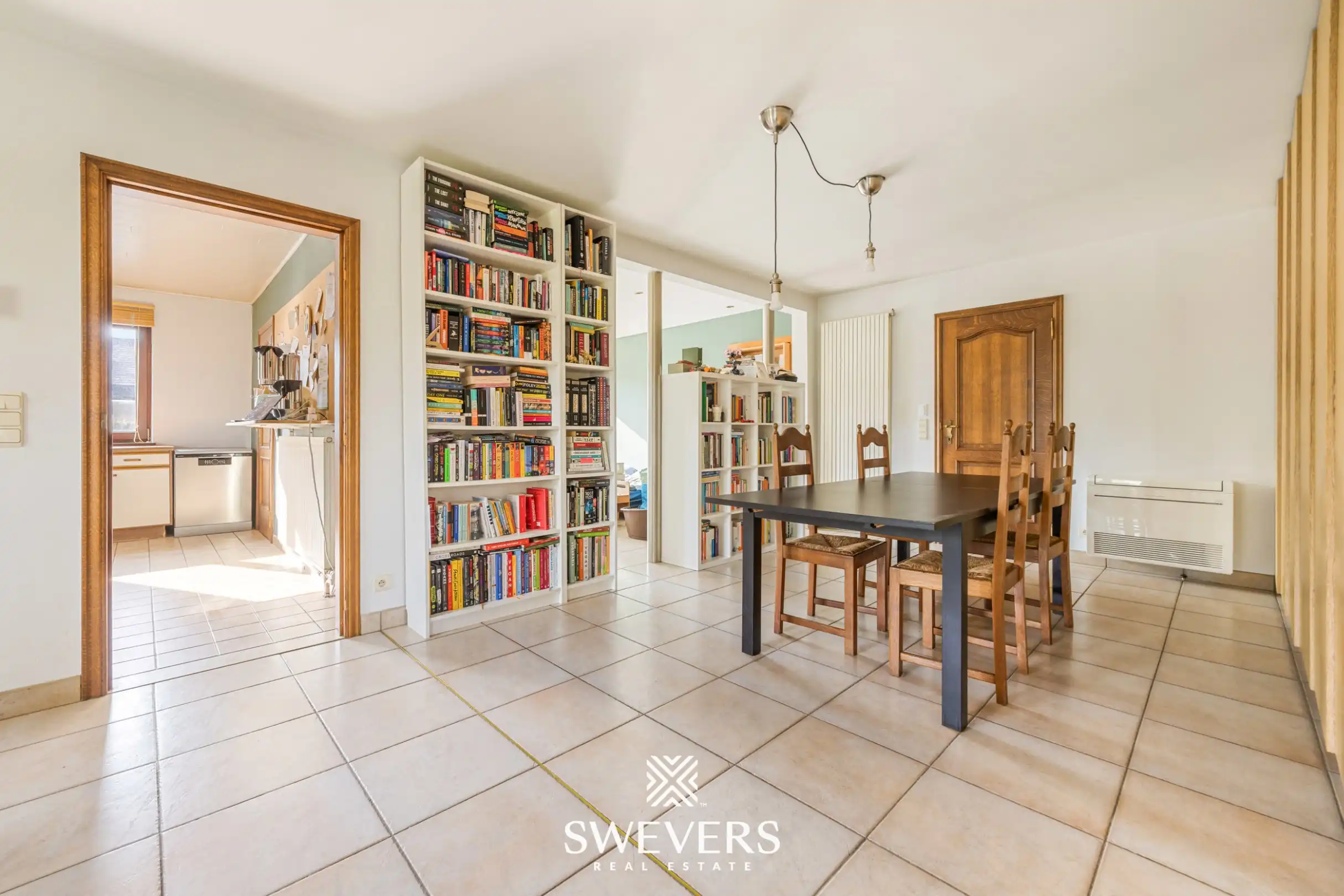 Ruime open bebouwing met 5 slaapkamers en grote tuin in Diepenbeek foto 7