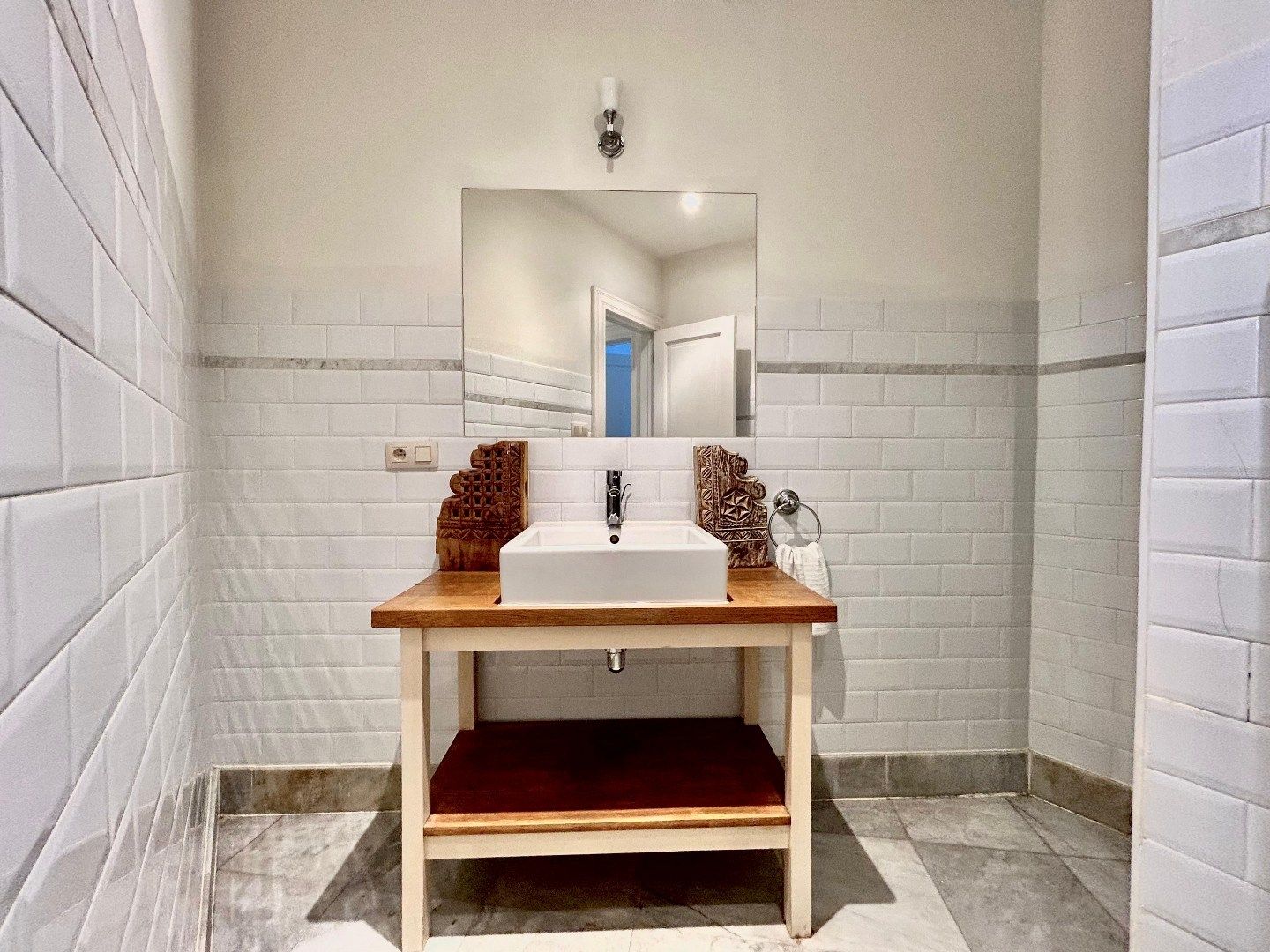 GEMEUBELD 1-slaapkamerappartement op gelijkvloers met terras foto 6