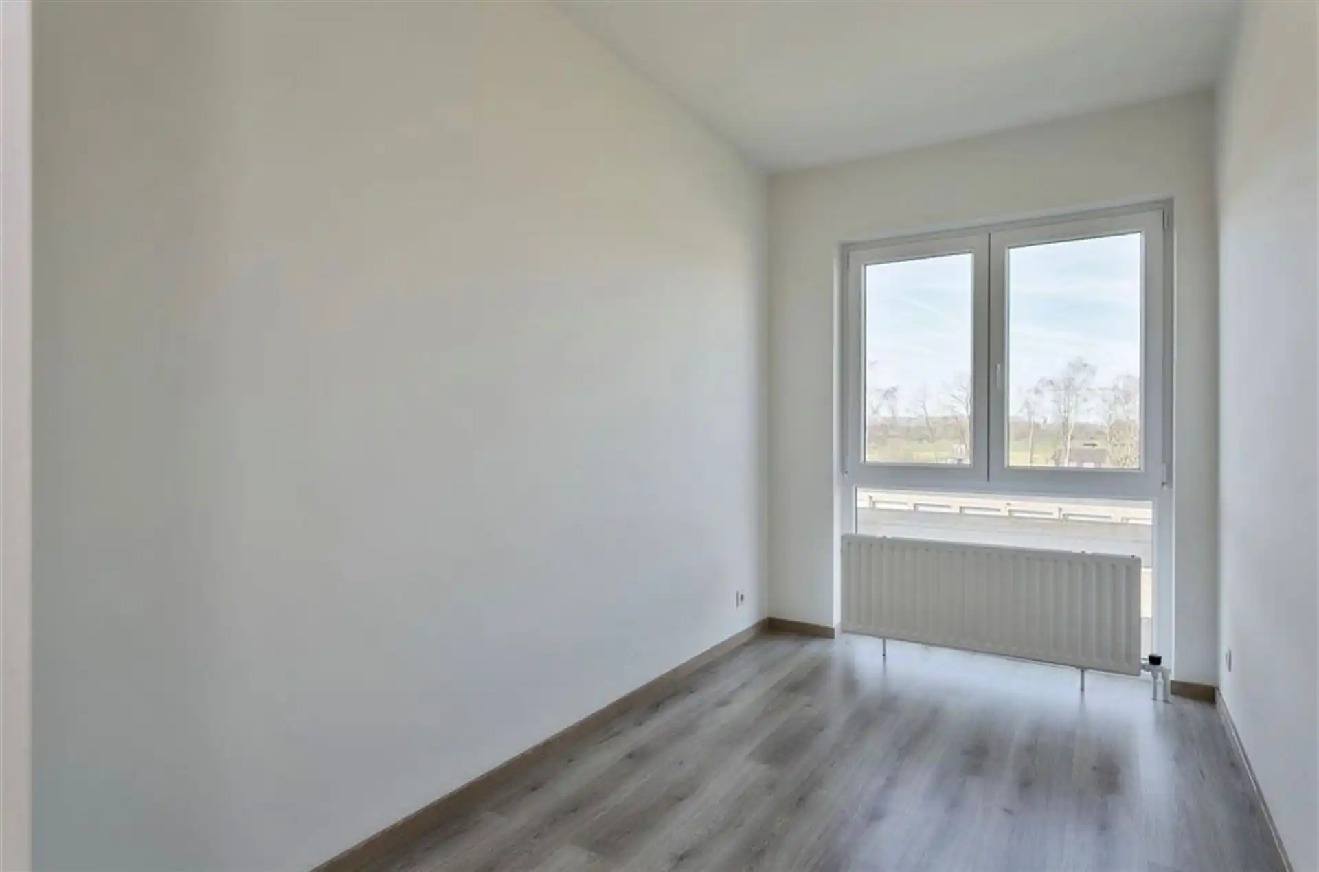Instapklaar appartement met 2 slpks! foto 8