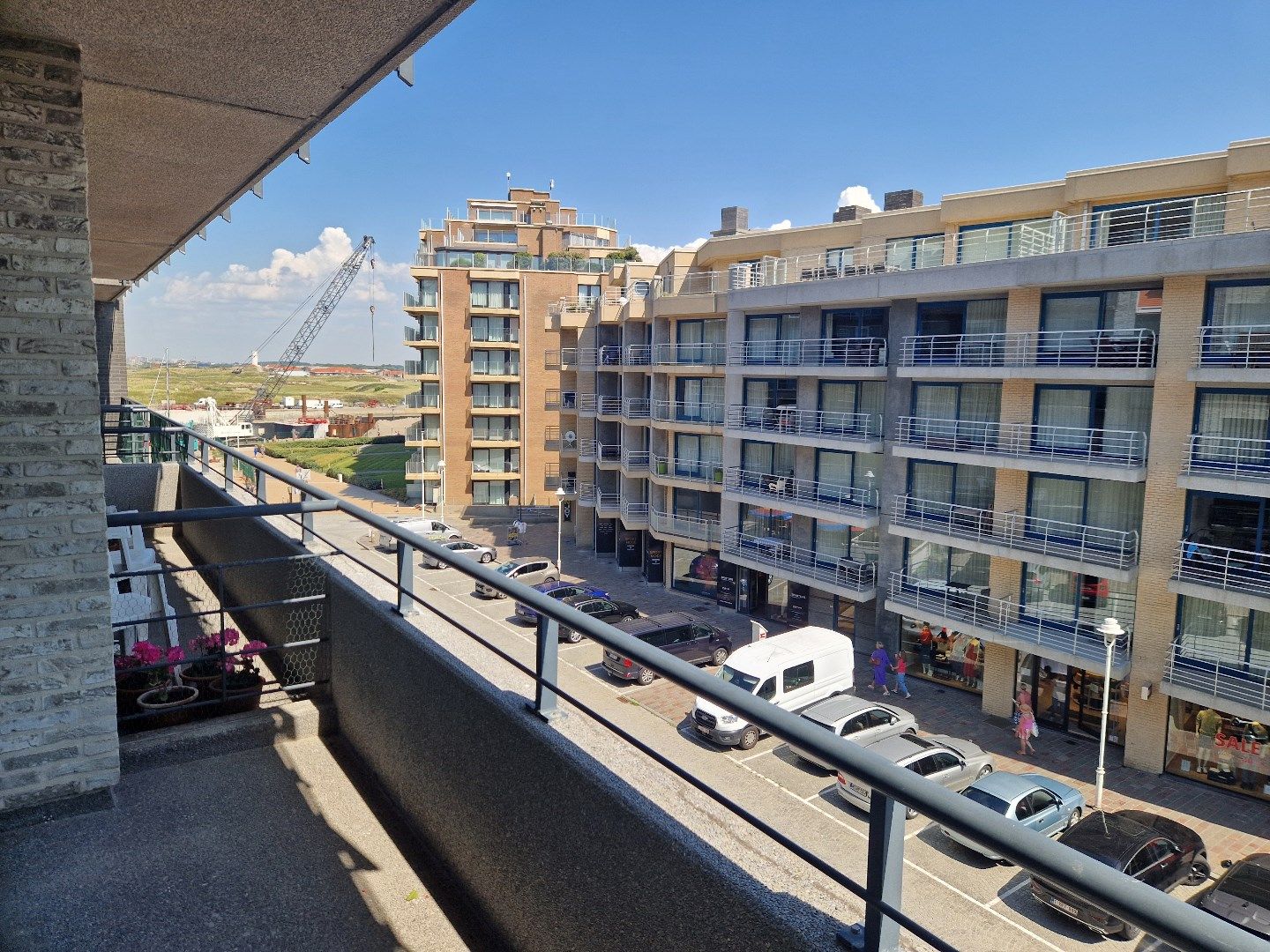 Zeer verzorgd appartement om de hoek van de zeedijk! foto 2