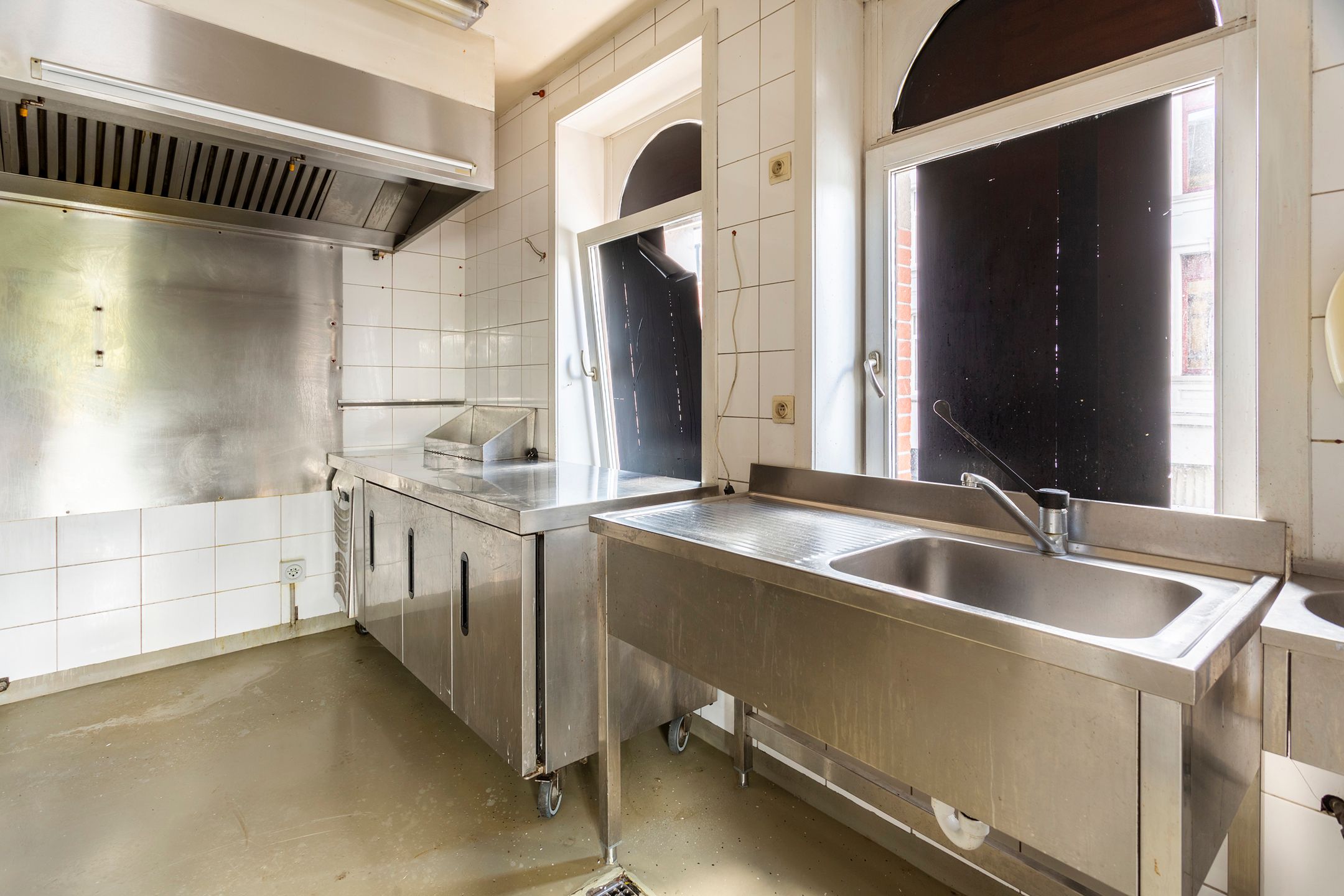 commerciële ruimte ca 172 m² met zicht op Vlinderpaleis foto 11