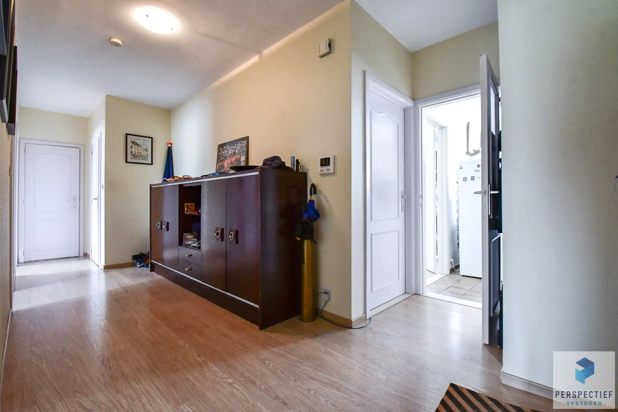 GOED GELEGEN en GROOT ( 150 m²) APPARTEMENT MET 3 SLAAPKAMERS EN  GARAGE foto 7