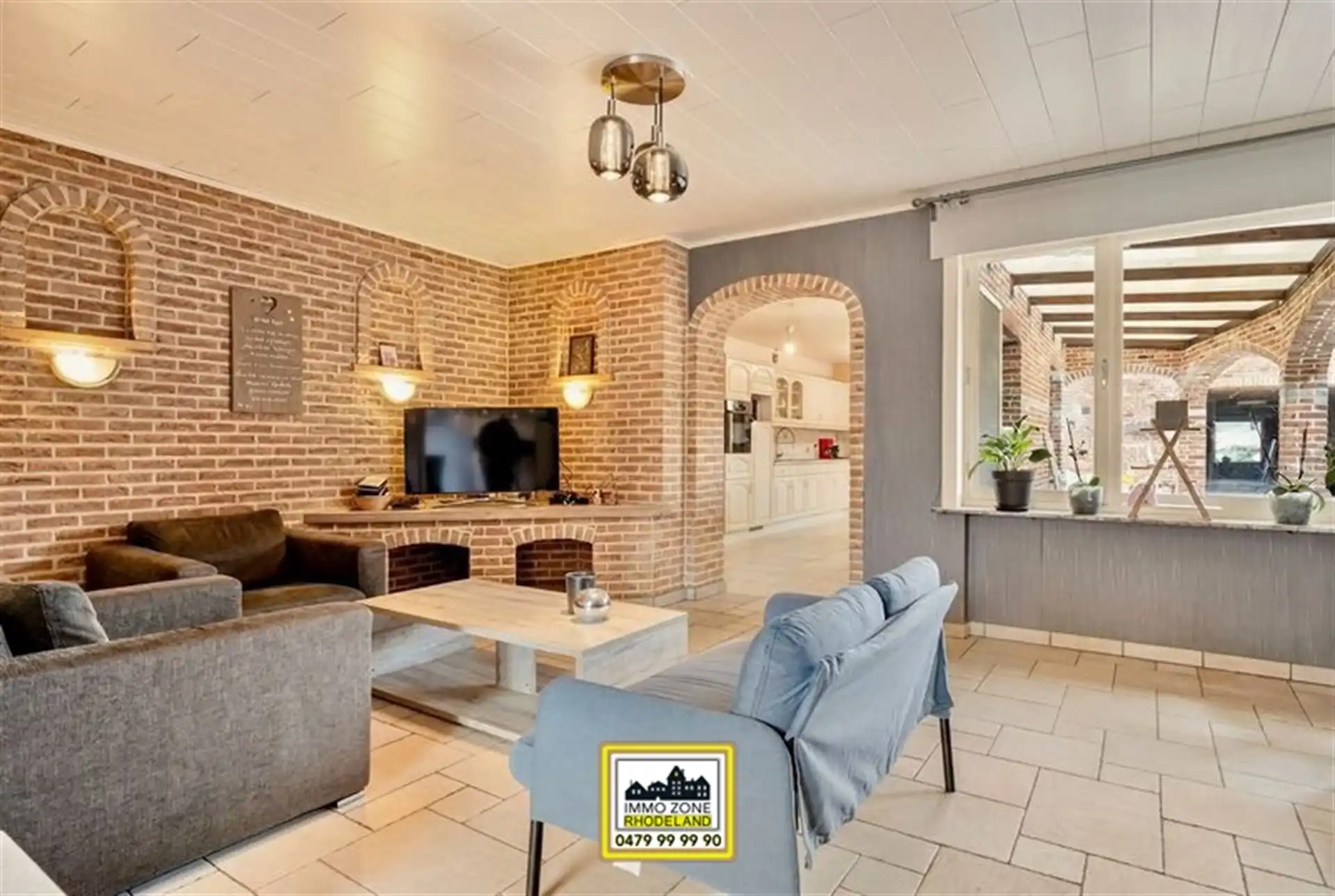 Zeer ruime woning met magazijn en tuin foto 7