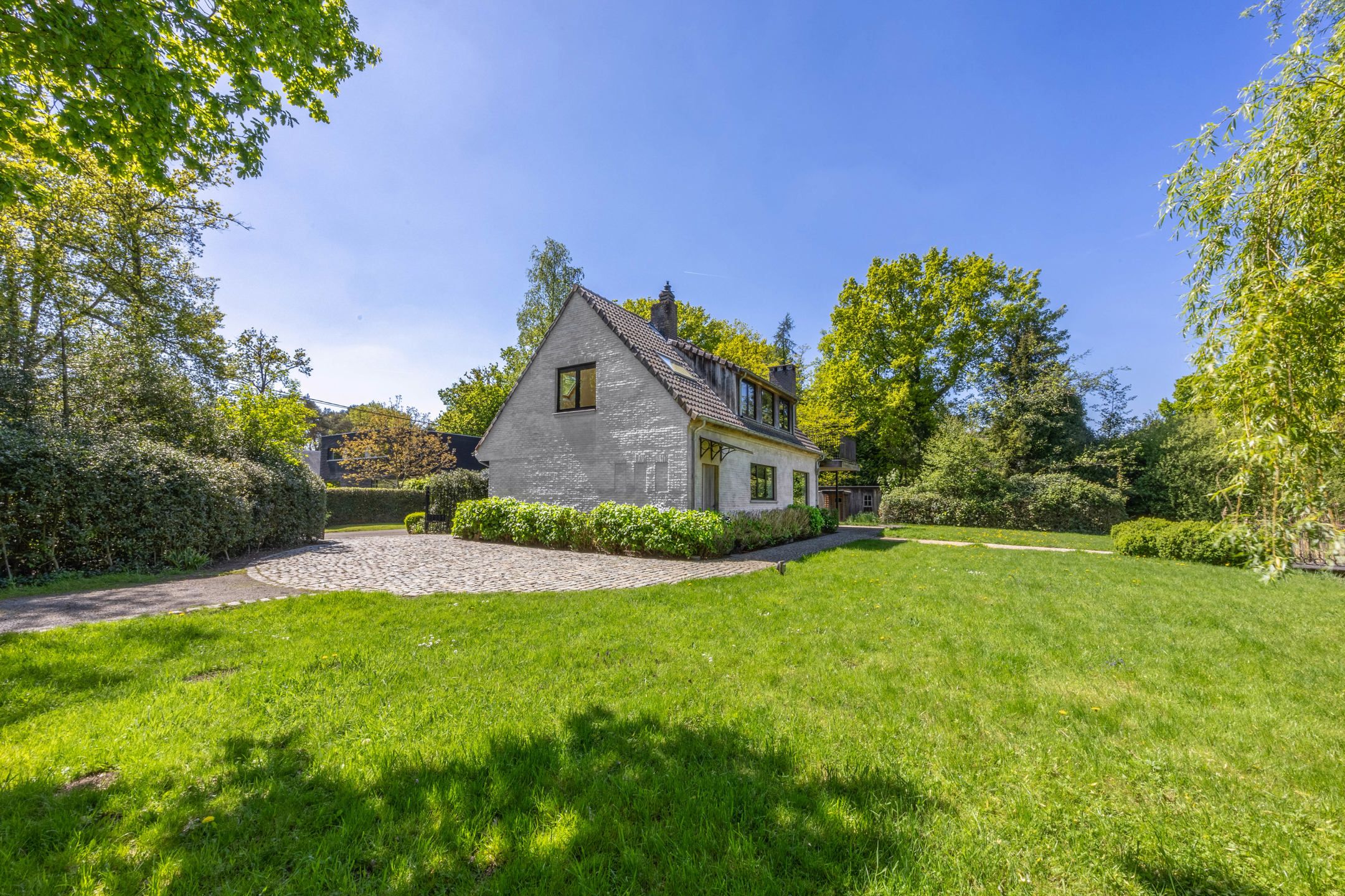 Wonen in alle rust en groen op uniek perceel van 6000m² foto 2