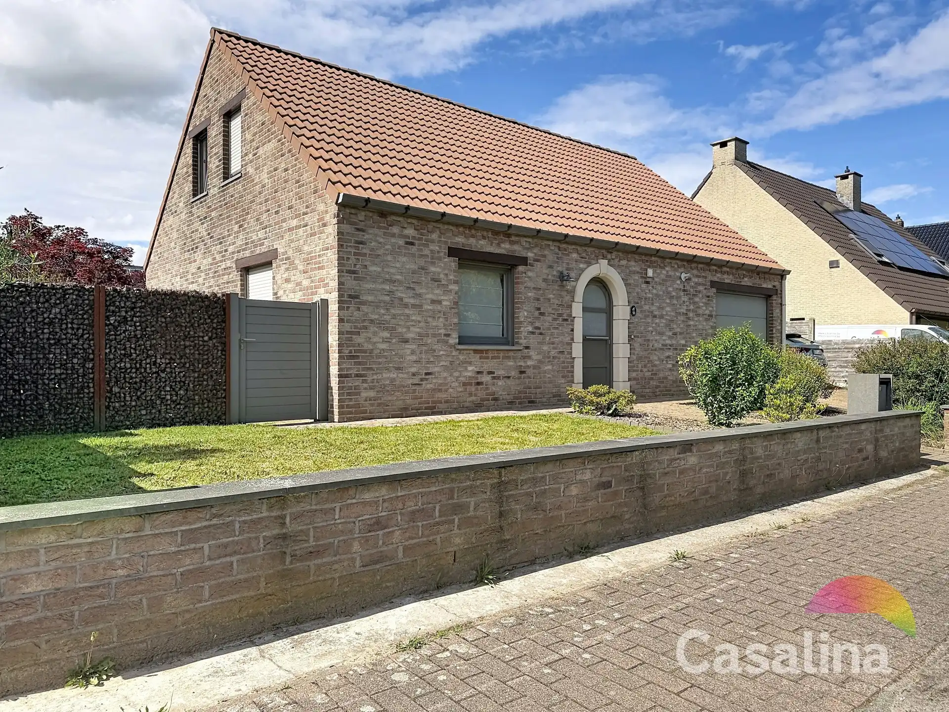 Charmante woning van 146 m² – 3 slaapkamers en tuin. foto {{pictureIndex}}