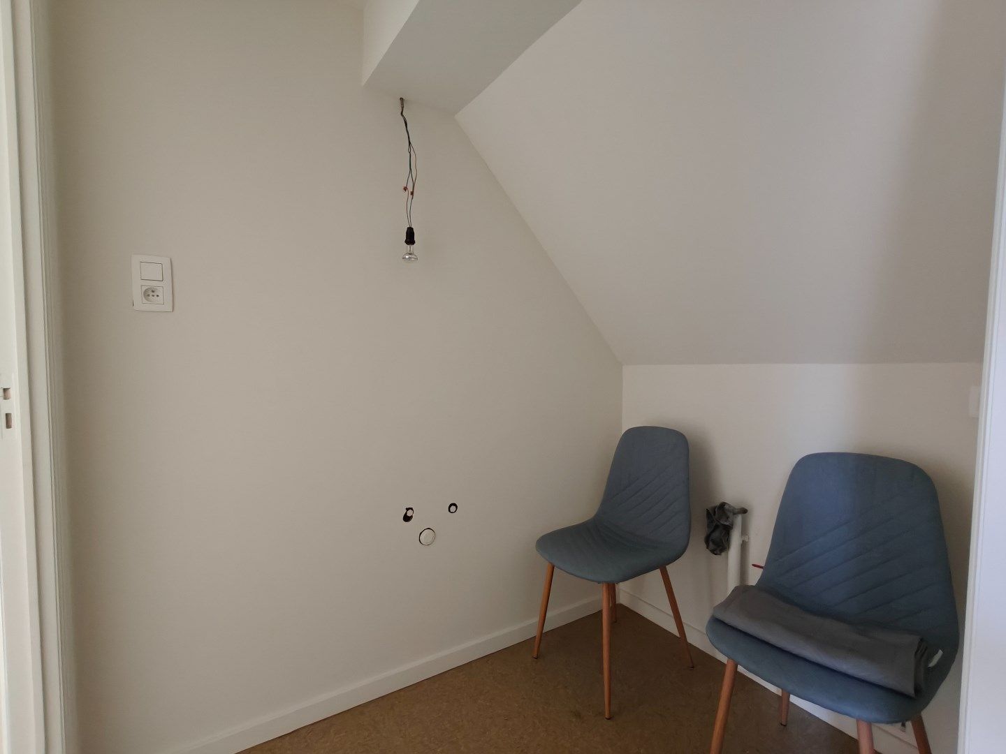 Ruim appartement met drie slaapkamers en terras op de eerste verdieping te Lokeren foto 9