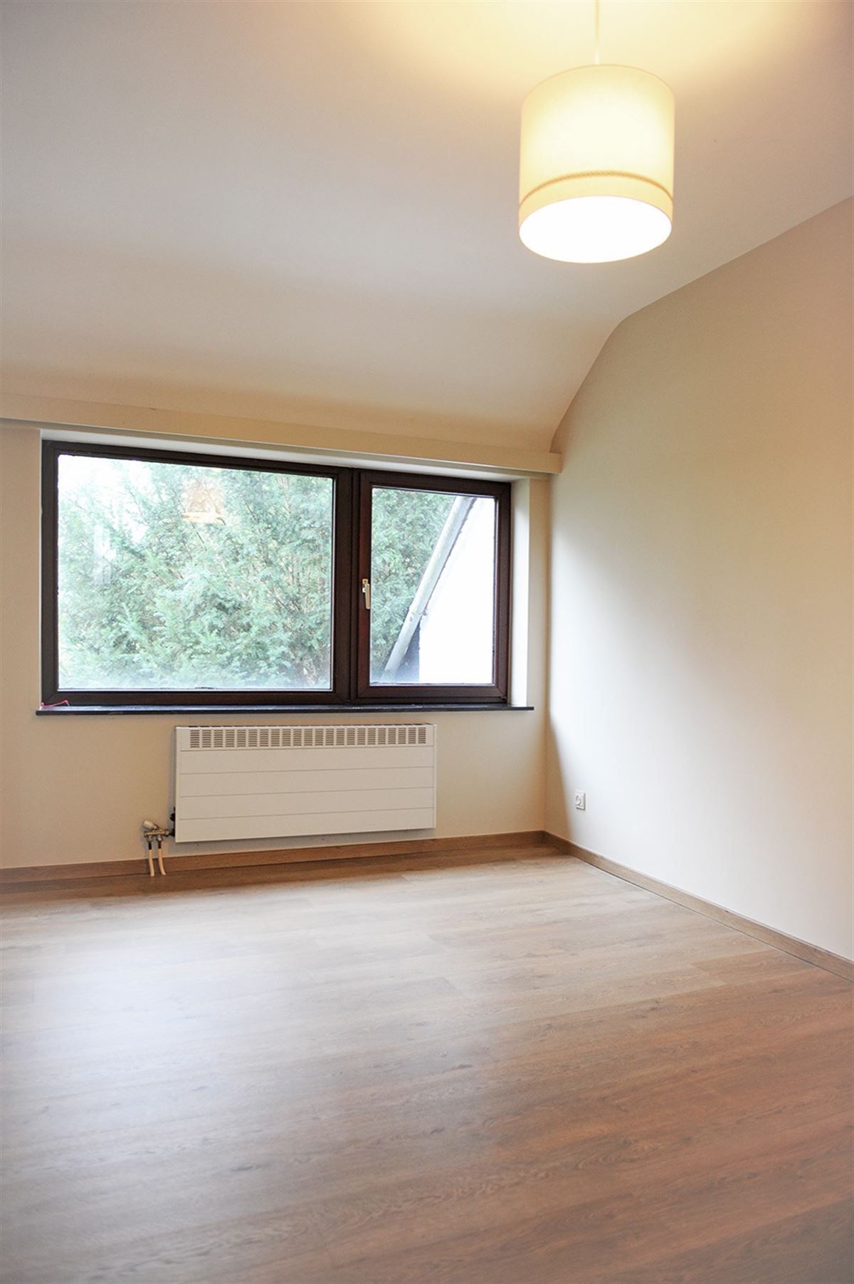 Op te frissen villa op toplocatie foto 18