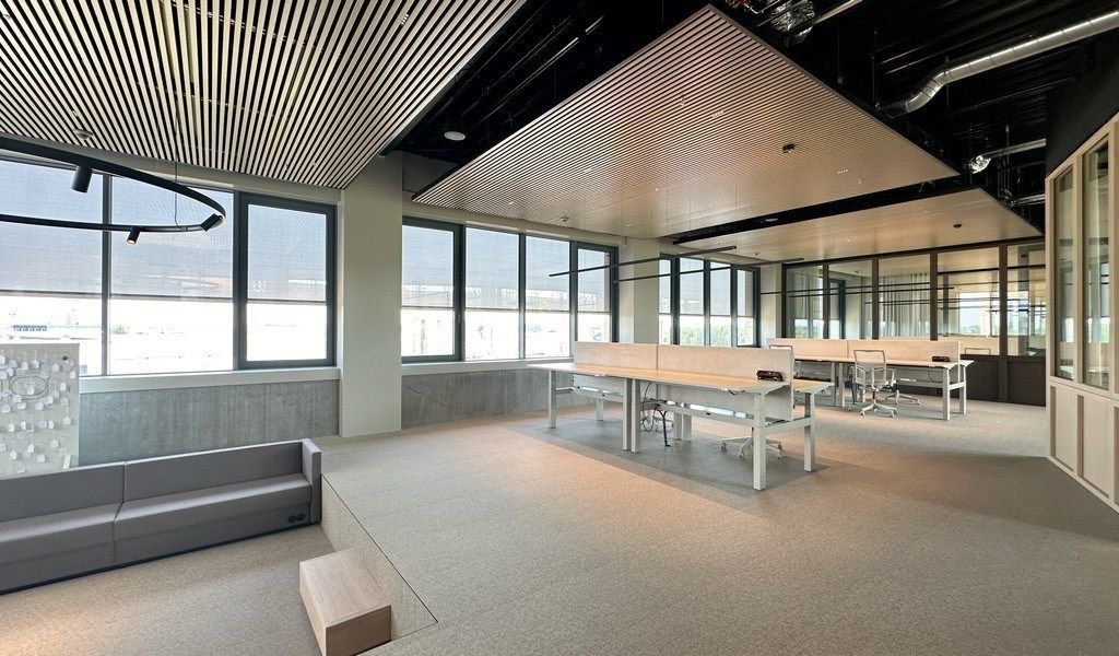 Prachtig gemeubelde kantoren met dienstverlening In The Yard in Drongen foto 3