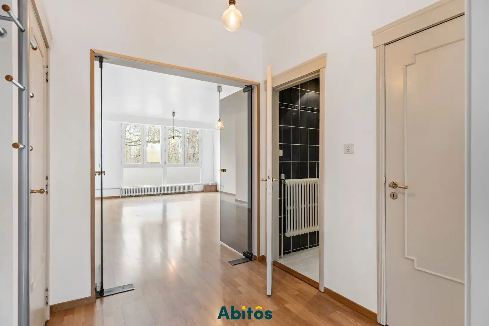 Twee slaapkamerappartement met garagebox foto 15