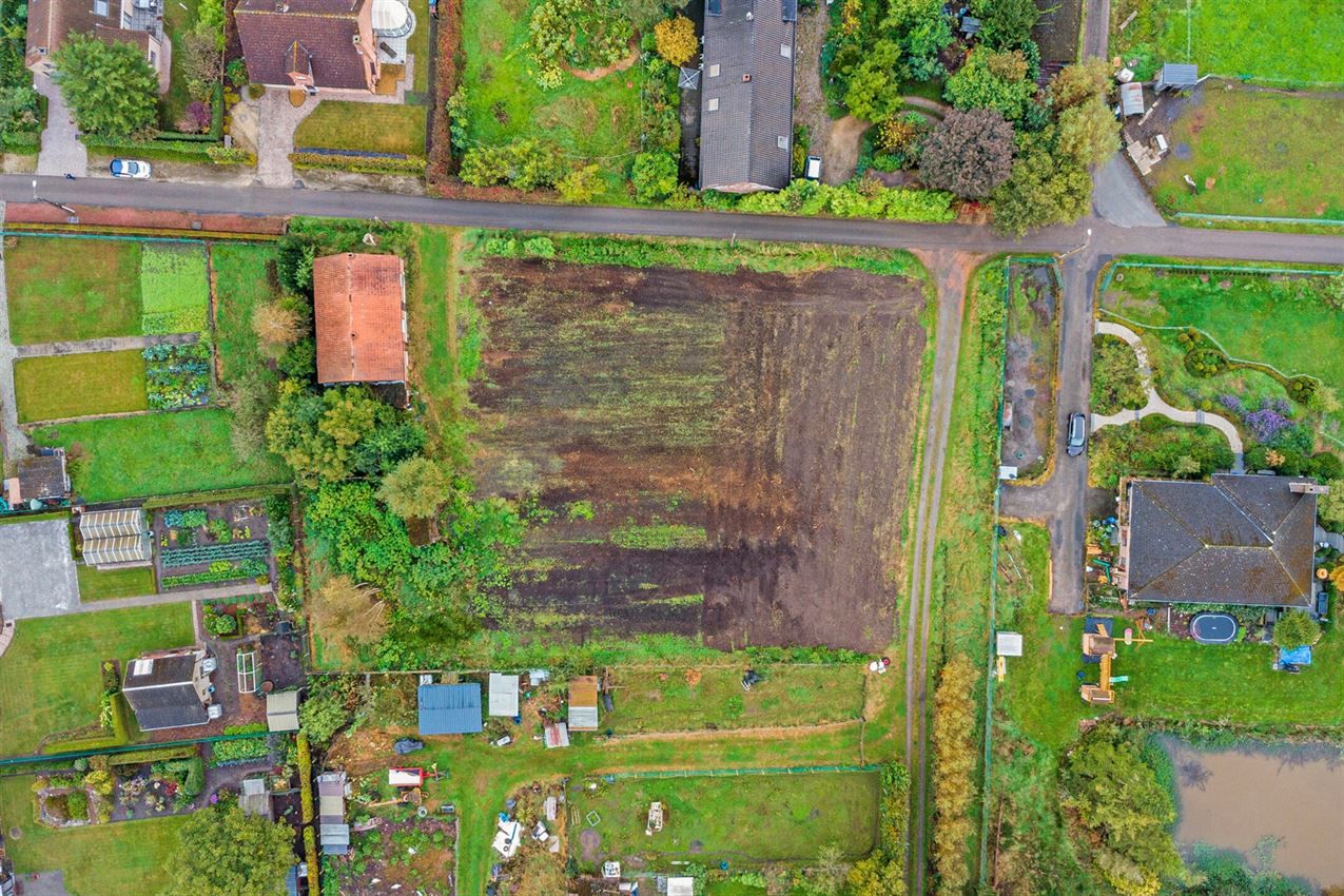 Unieke kans: Te renoveren of nieuw te bouwen hoeve op 31a40 in een rustige, landelijke omgeving foto 22