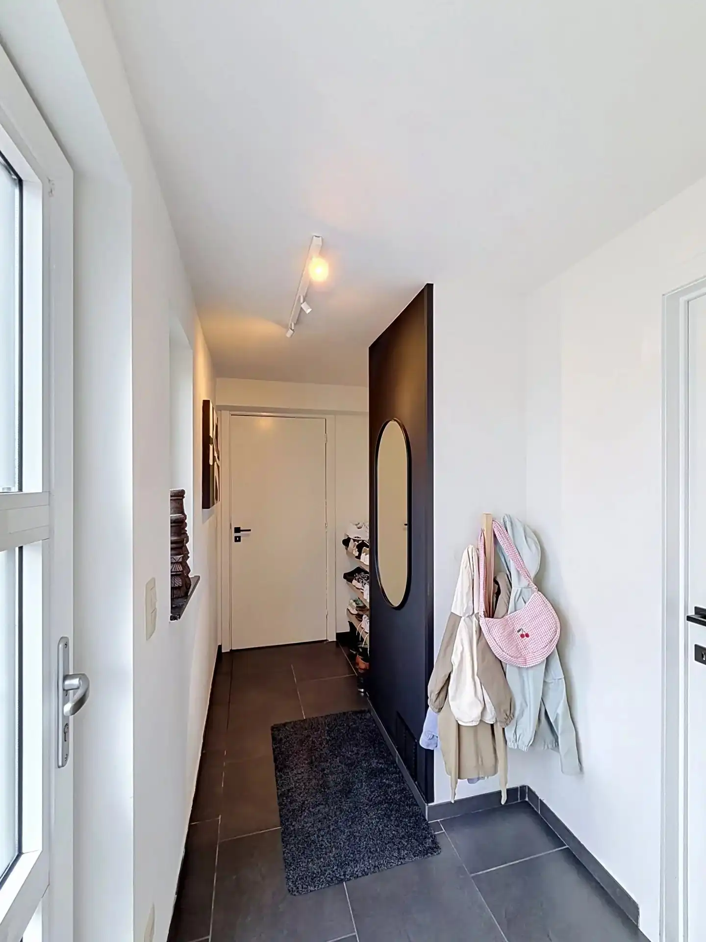 Instapklare gezellige woning op een mooi perceel met 3 slaapkamers en 2 badkamers foto 17