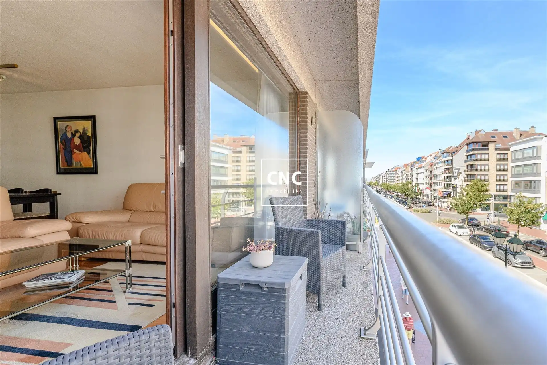 Aangename studio met terras op topligging in Knokke foto 3