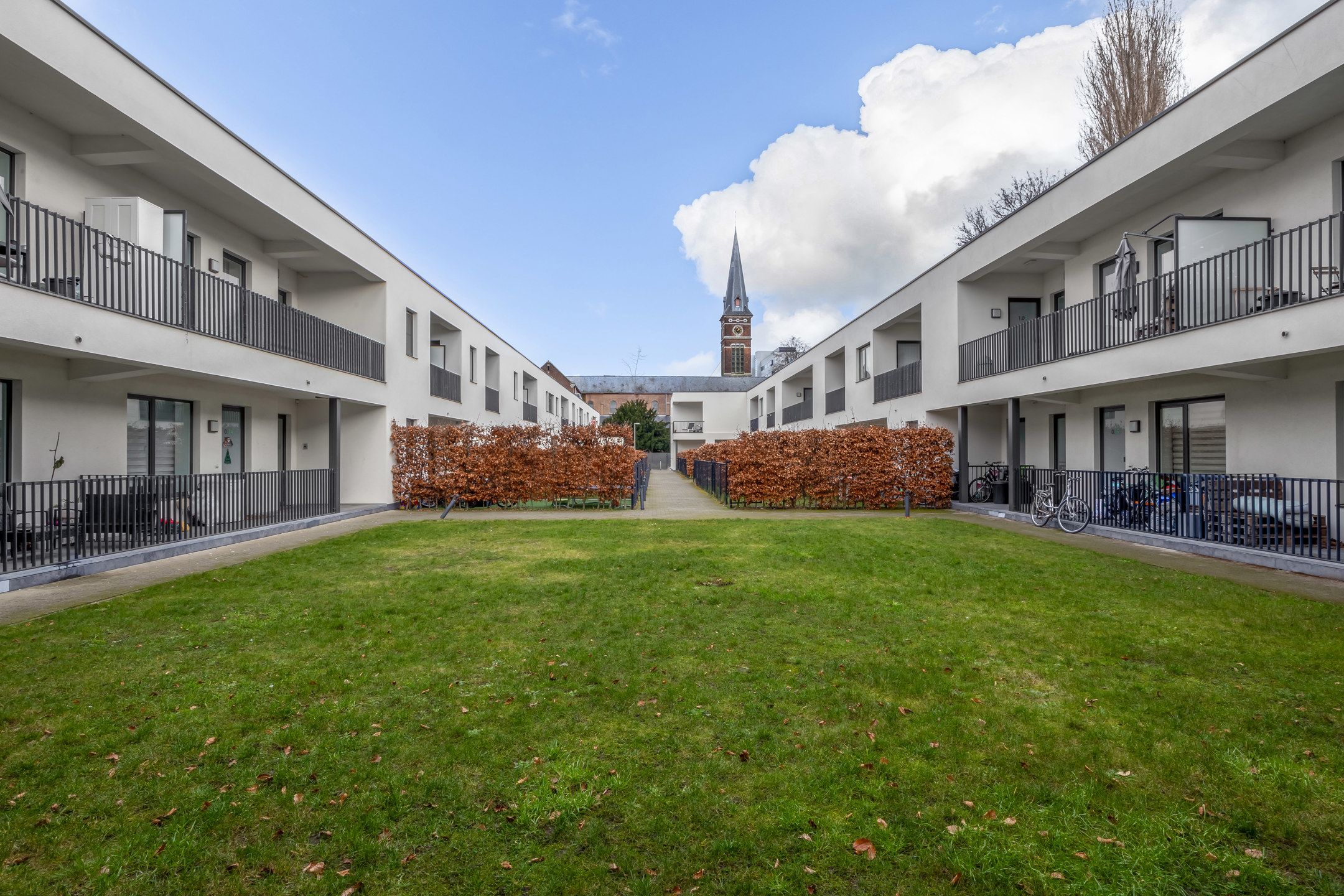 1slaapkamerappartement in gezellig en afgesloten wooncomplex foto 2