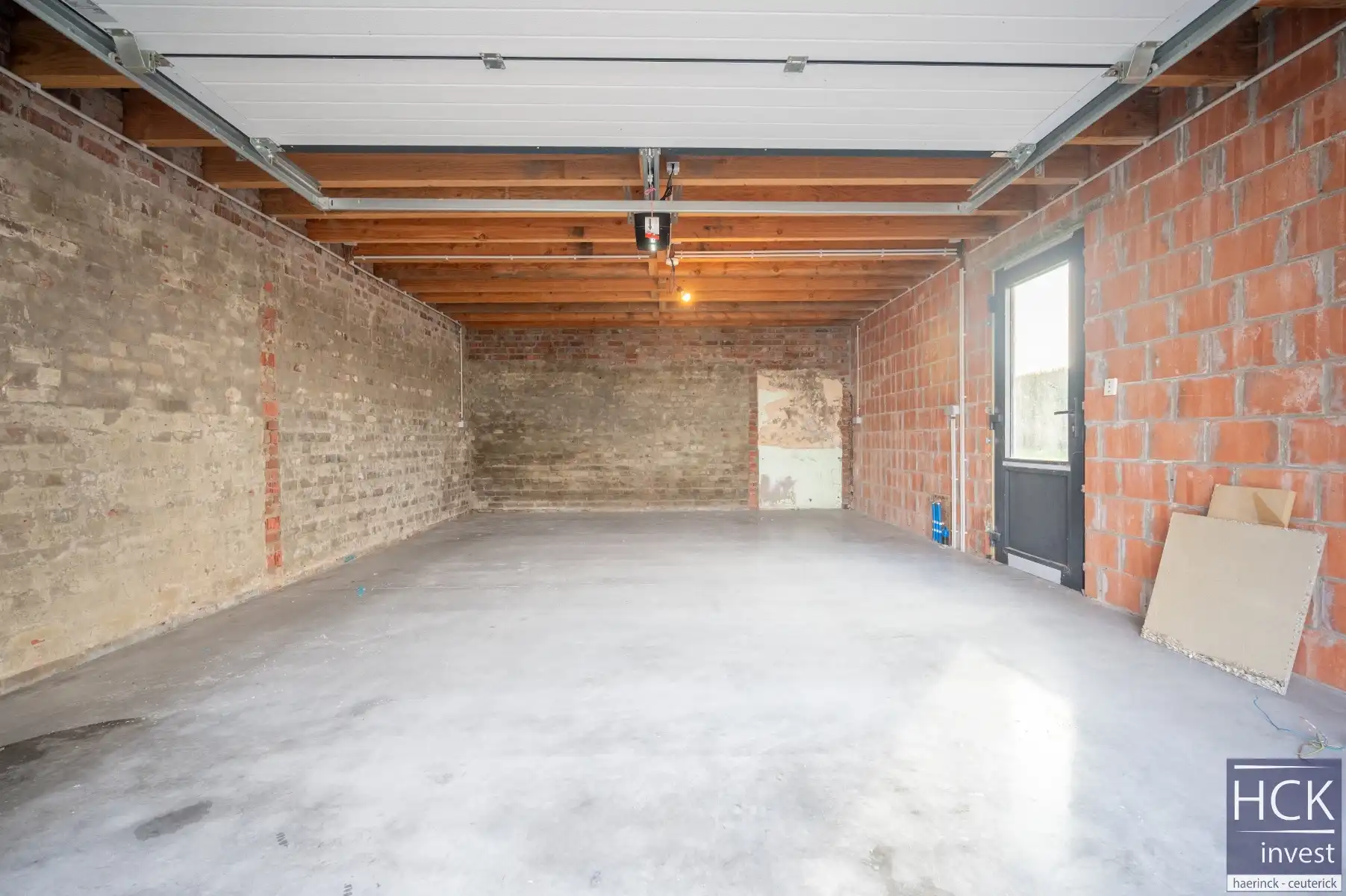 KRUISHOUTEM - Zeer gunstig gelegen luxueuze woning op 1.026 m² foto 19