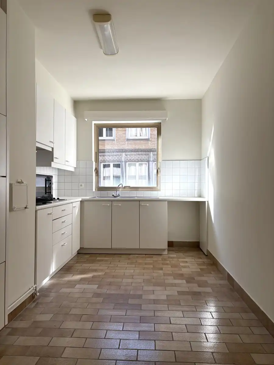 Groot appartement te huur met parking foto 4