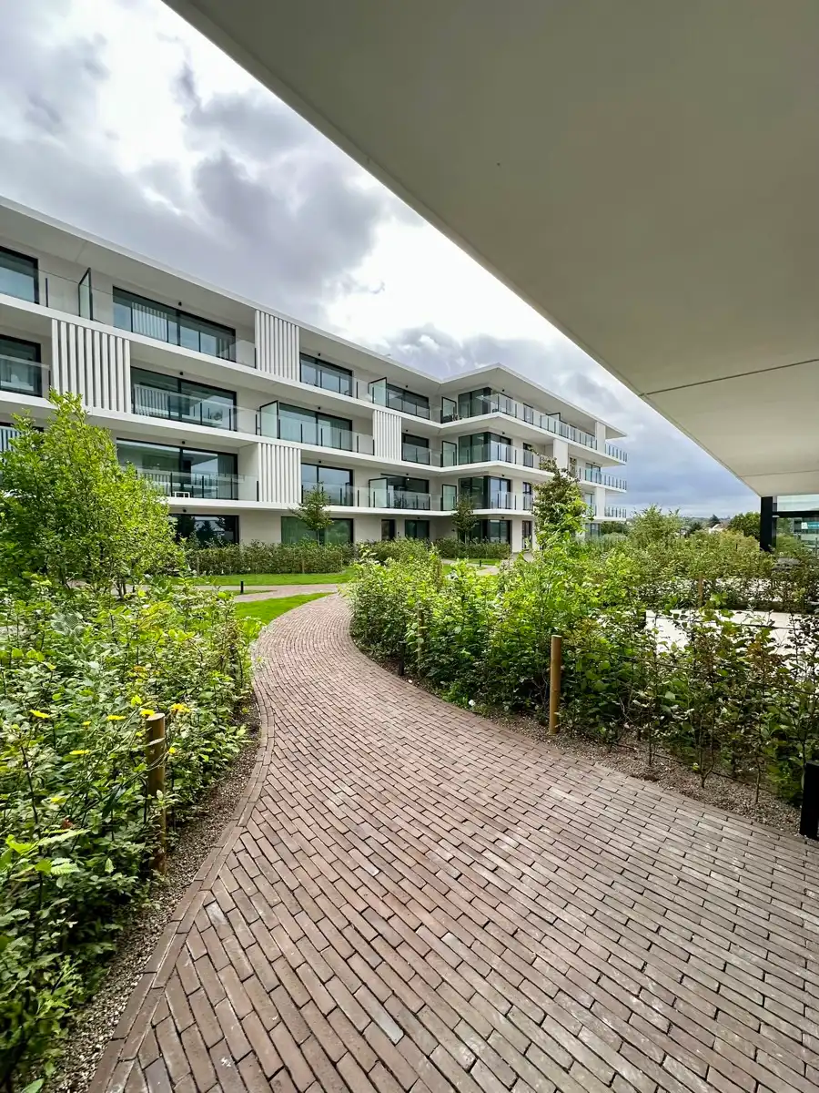 Prachtig 2 slaapkamer appartement met groot TERRAS foto 17