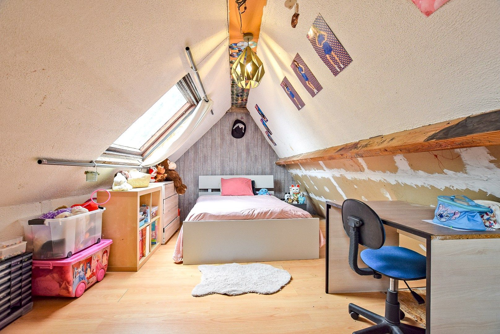 Te renoveren woning met 4 slaapkamers, bureau en zongerichte tuin in Alveringem foto 14