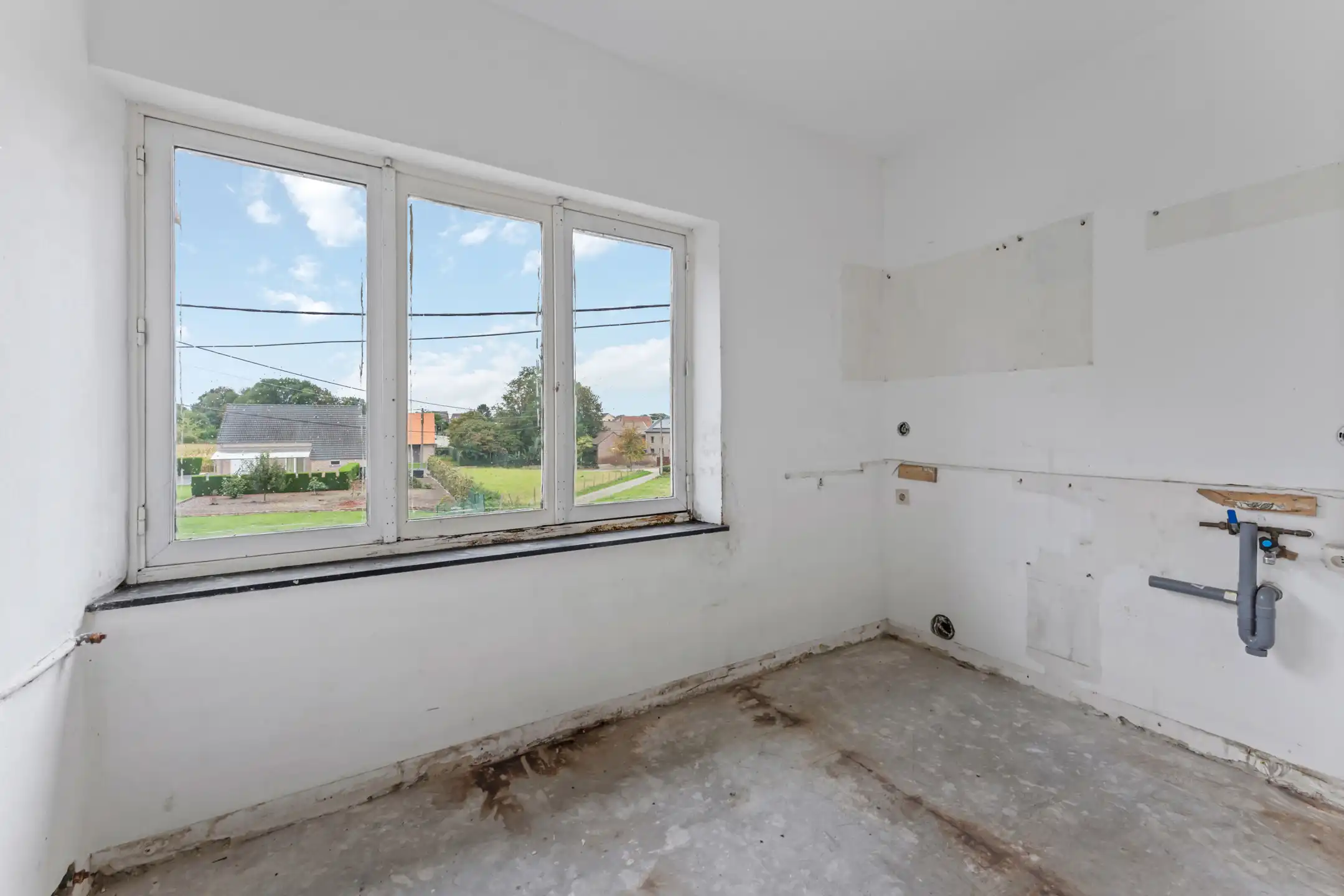 Te renoveren woning op 12a85ca te Valmeer foto 11