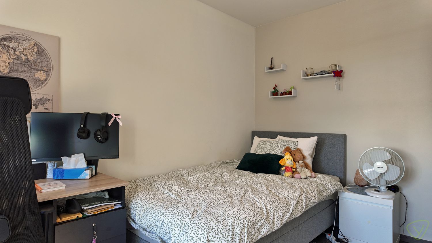 Modern wooncomfort in een rustige, residentiële omgeving te Eeklo! foto 14