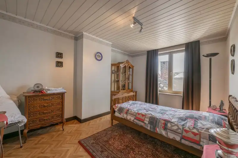 🏡 Gezinswoning met ruime garage en tuin TE KOOP in Meulebeke! foto 14