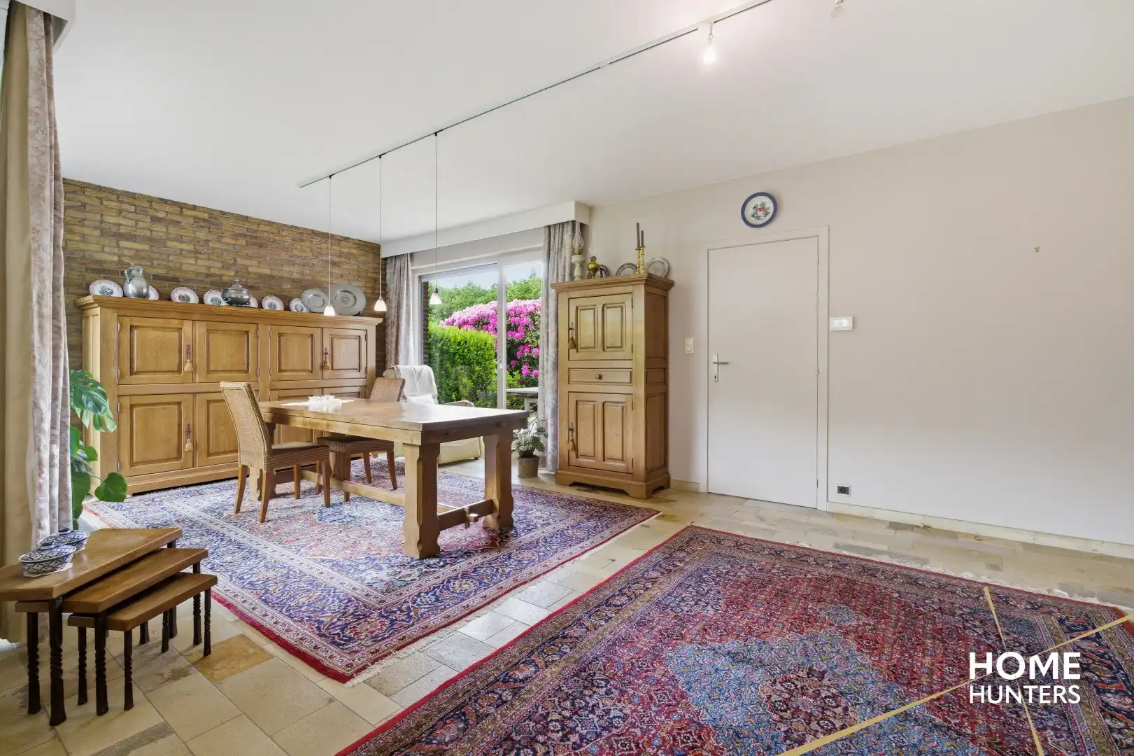 Statige gelijkvloerse villa op  een ruim perceel met 3 slaapkamers op gunstige locatie te Sint -Jan foto 11