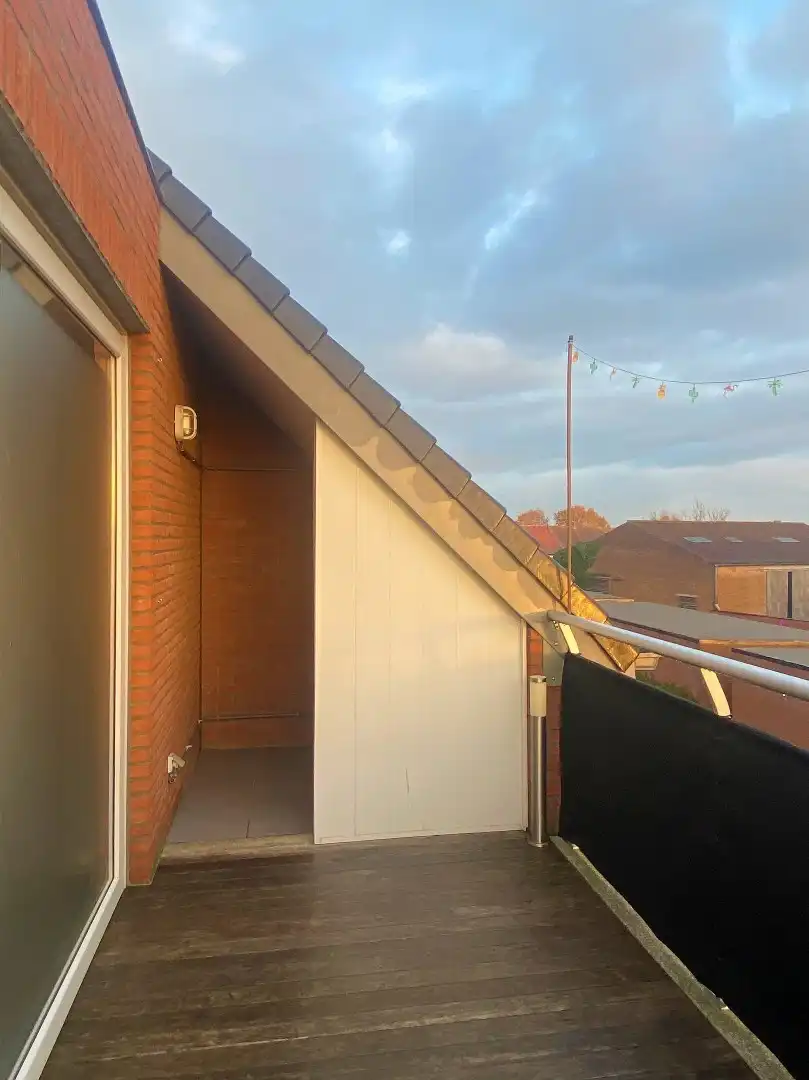APPARTEMENT MET 3 SLAAPKAMERS EN GARAGEBOX IN HARTJE WAKKEN!!!!!! foto 8