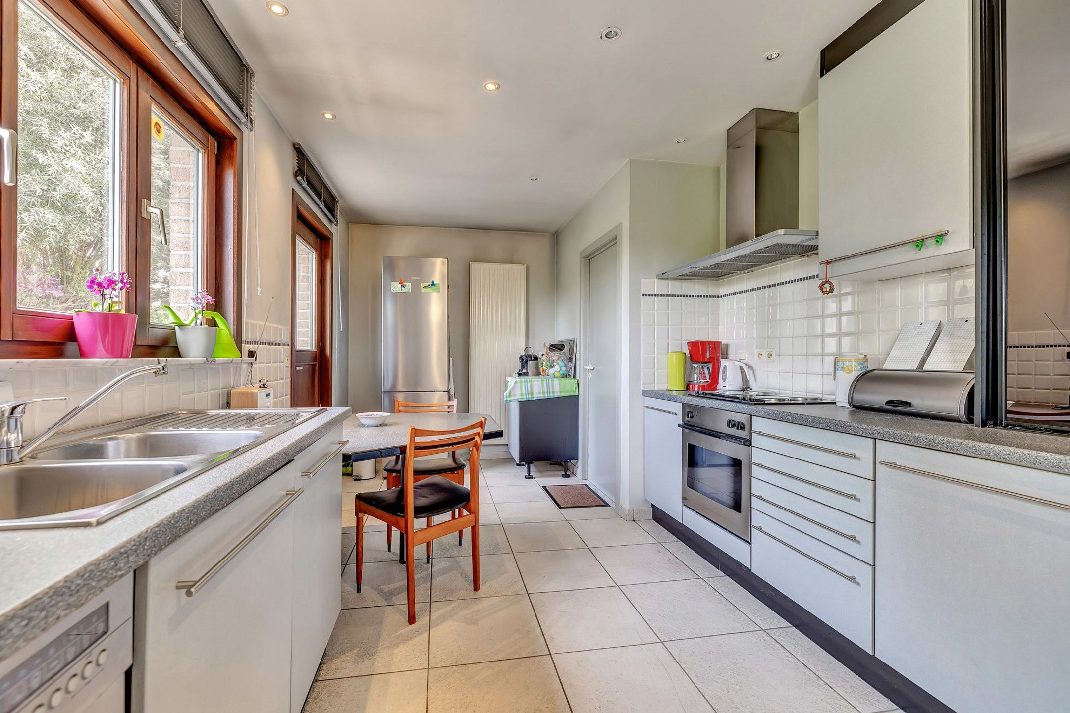 Charmante, vrijstaande woning in een verkeersluwe straat foto 10